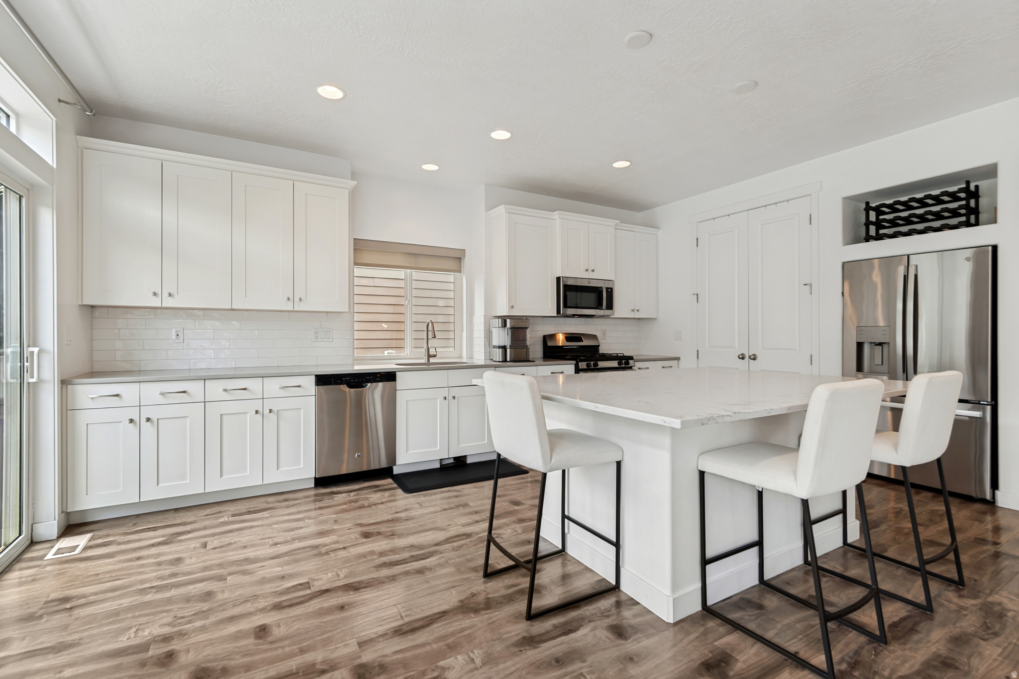 MEADOWS - Residential