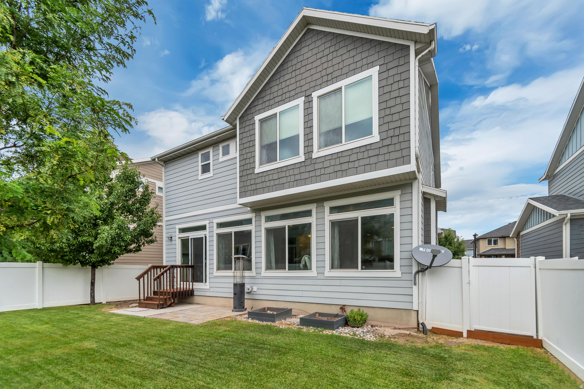 MEADOWS - Residential