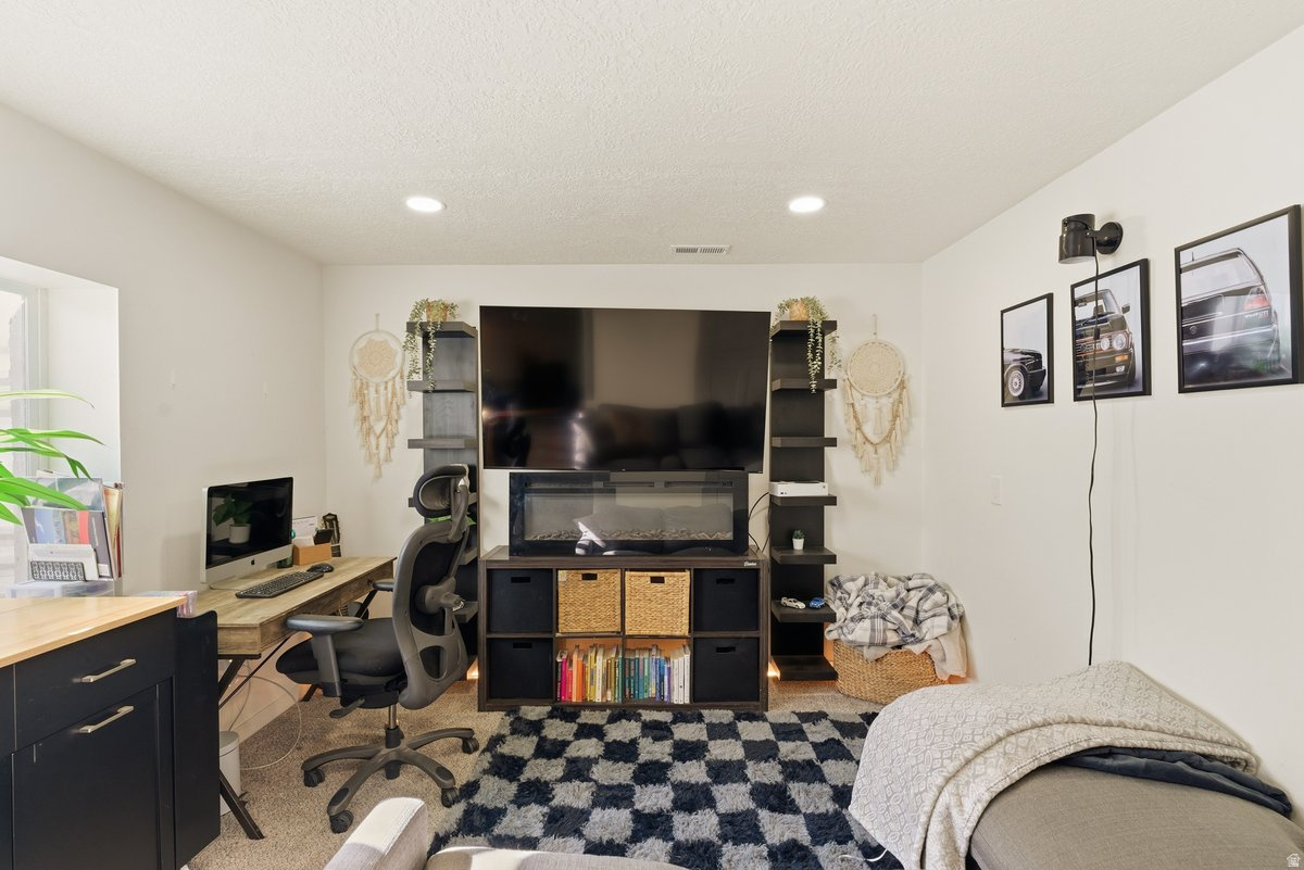 EAGLE POINT - Residential