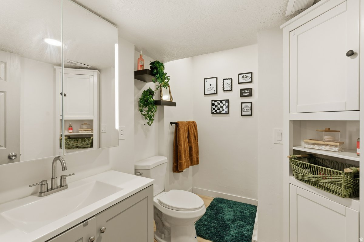 EAGLE POINT - Residential