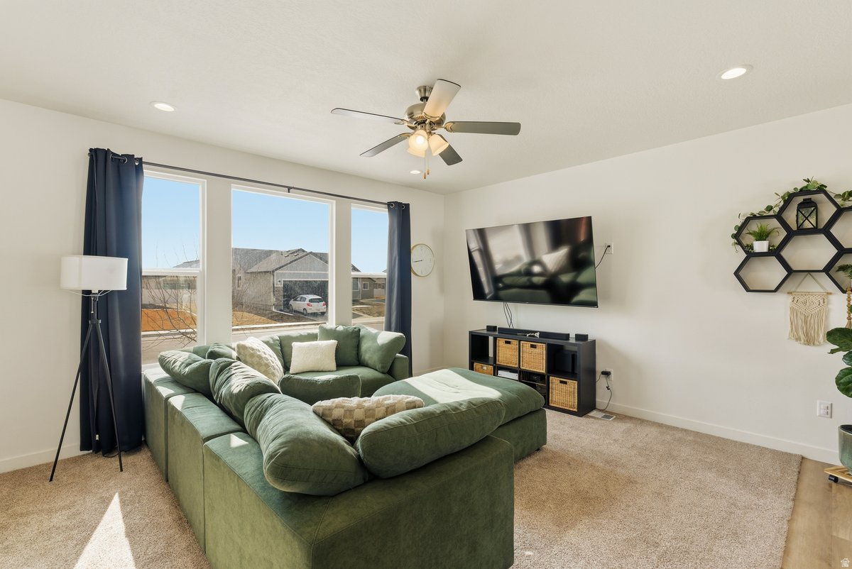 EAGLE POINT - Residential