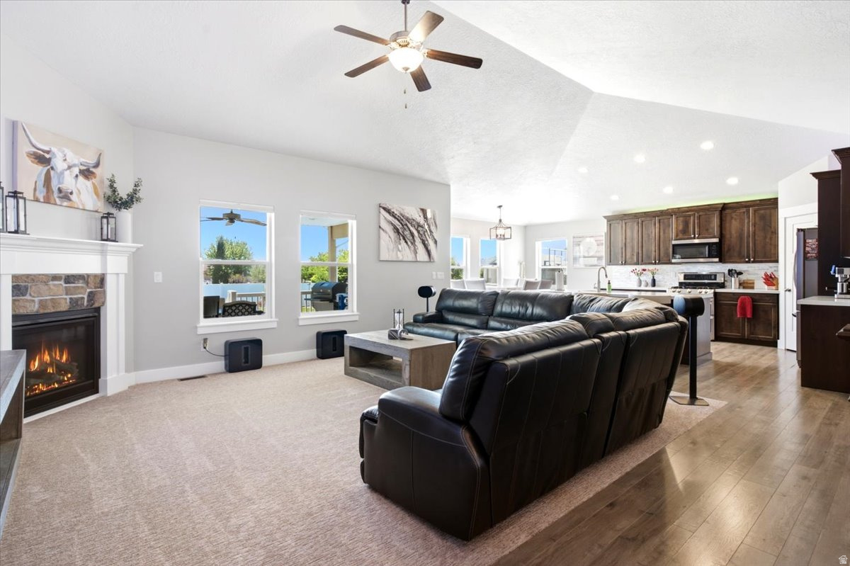 SECRIST ACRES - Residential