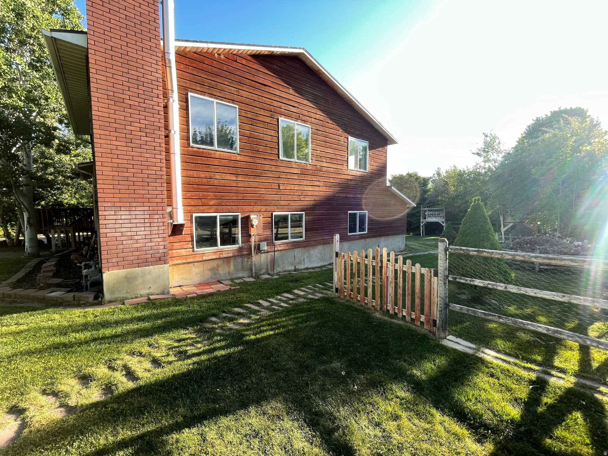 NORTH MEADOW ESTATES - Residential