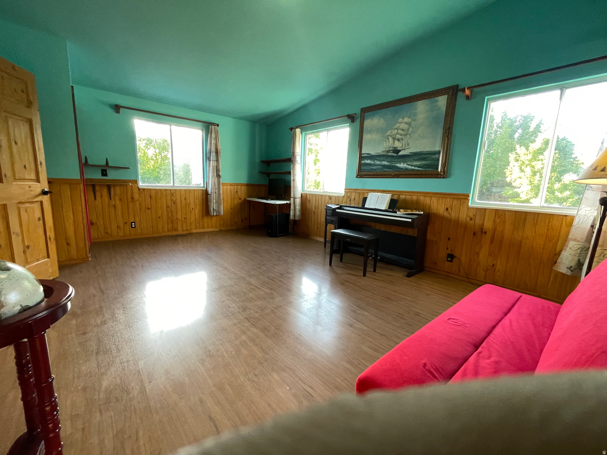 NORTH MEADOW ESTATES - Residential