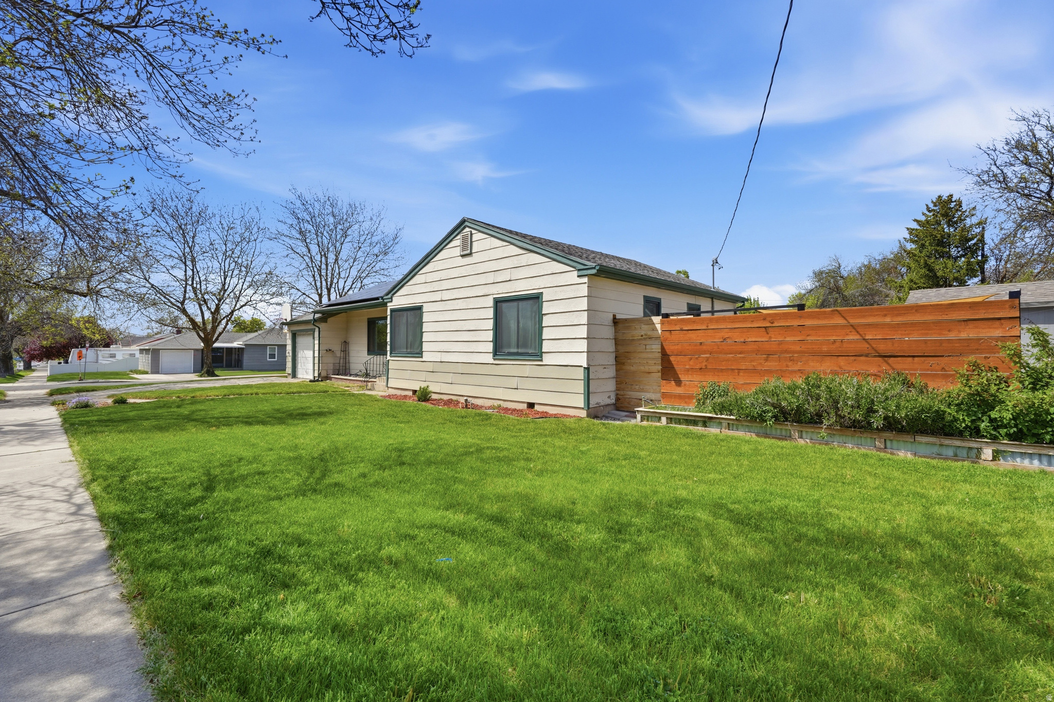 LOGAN ADAMS RESIDENTIAL - Residential