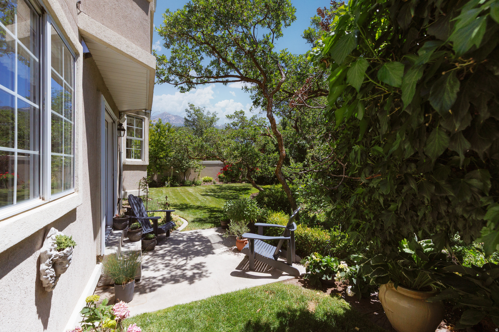 WILLOW CREEK TERRACE #3 - Residential