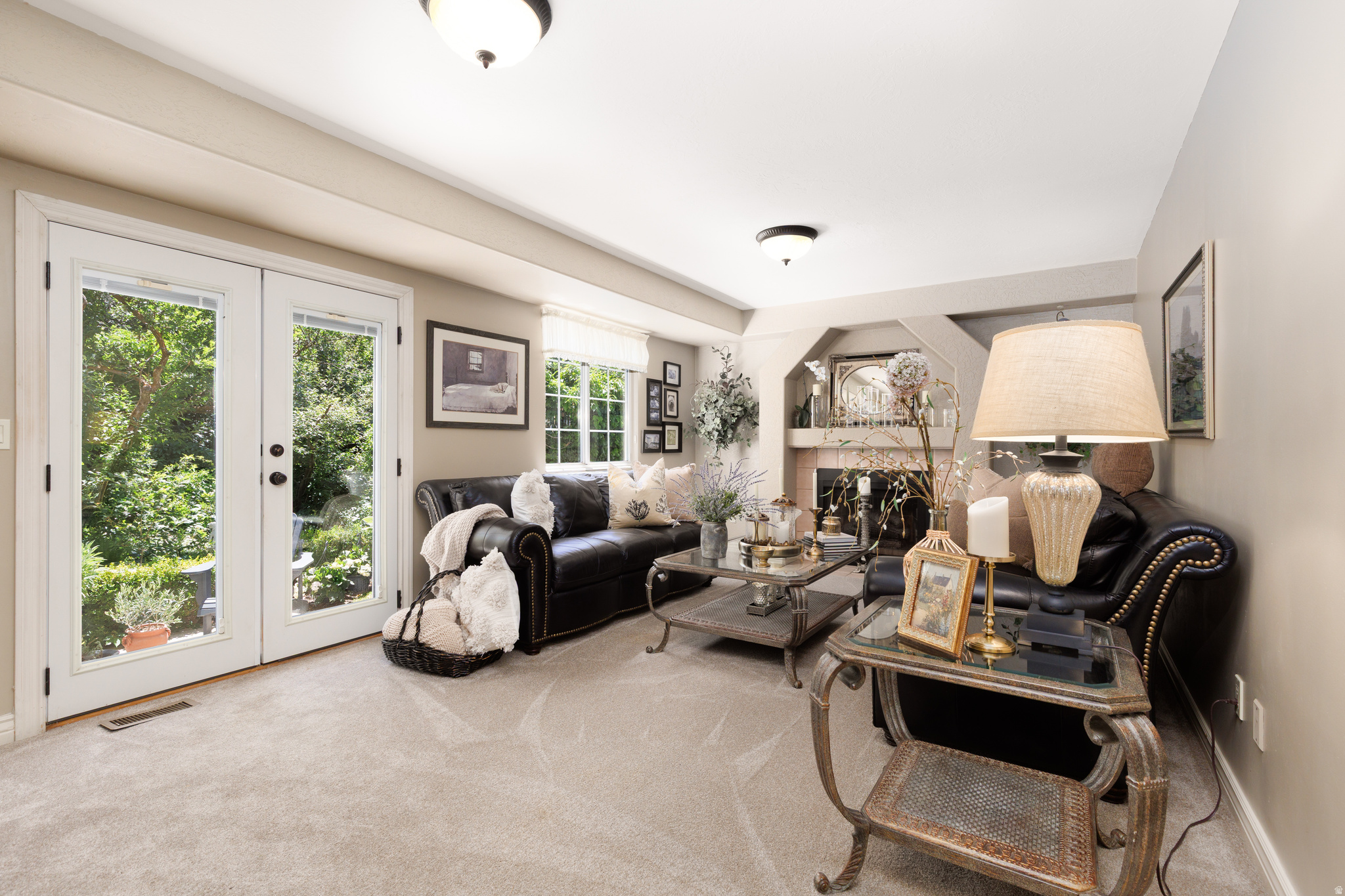 WILLOW CREEK TERRACE #3 - Residential