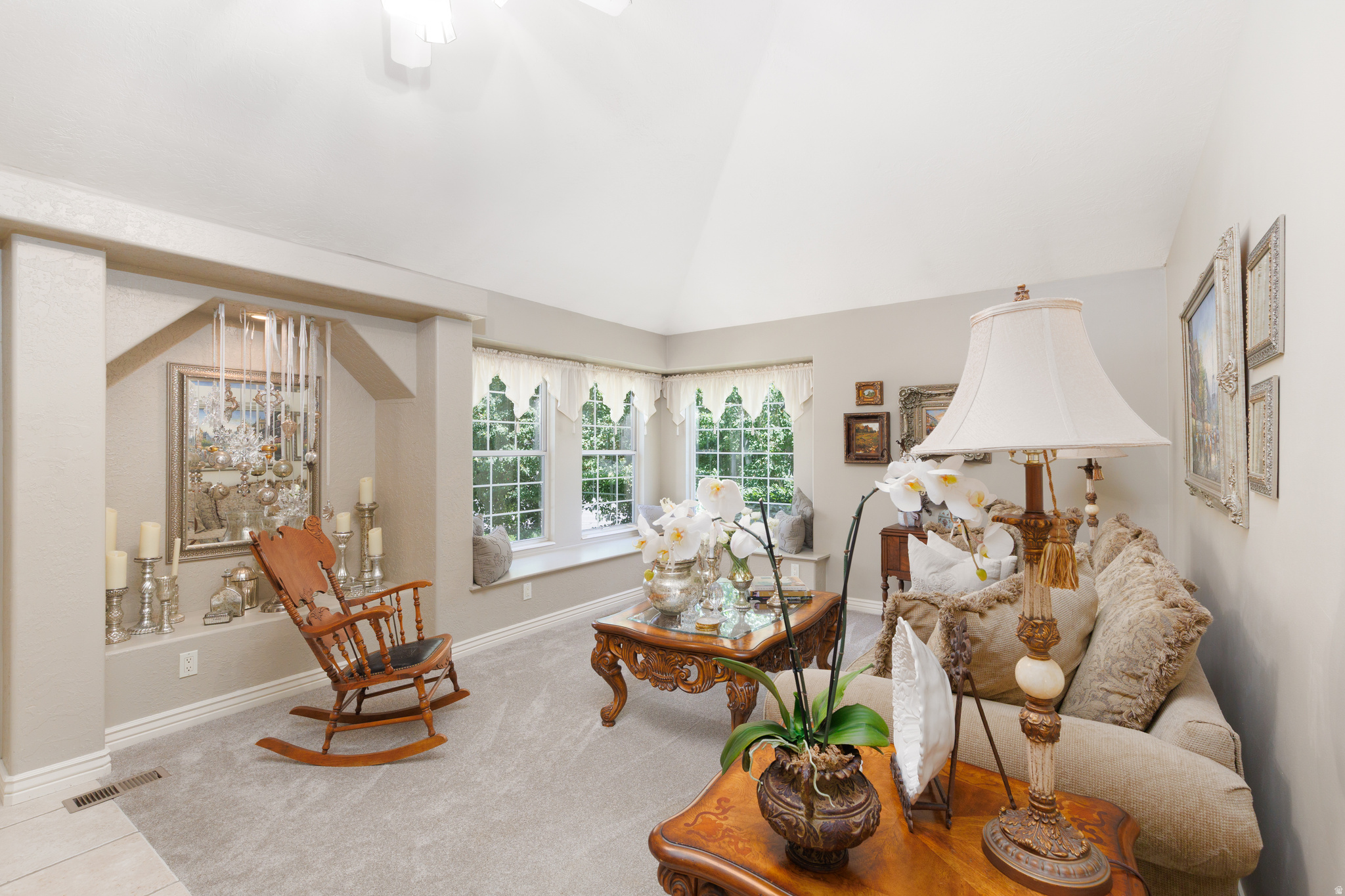 WILLOW CREEK TERRACE #3 - Residential