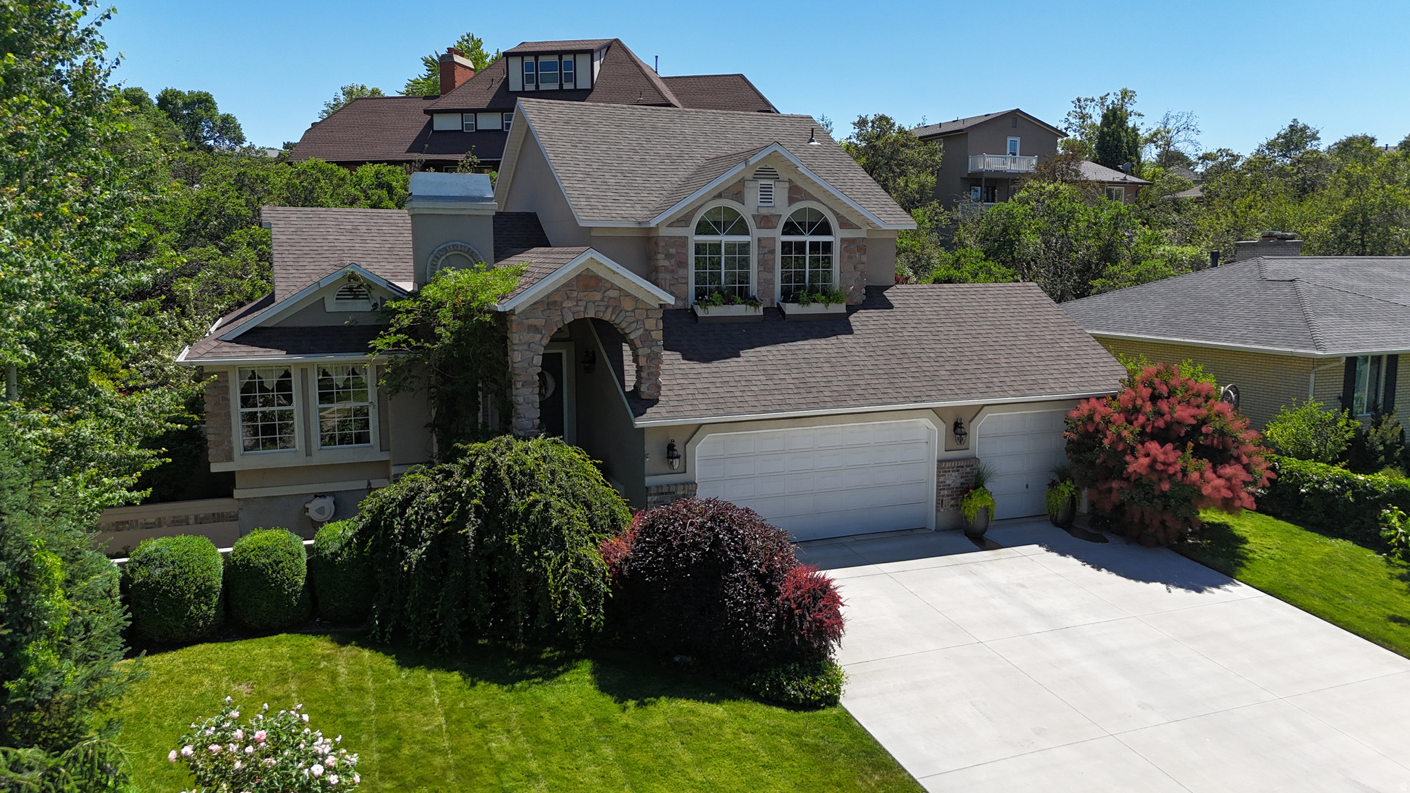 WILLOW CREEK TERRACE #3 - Residential
