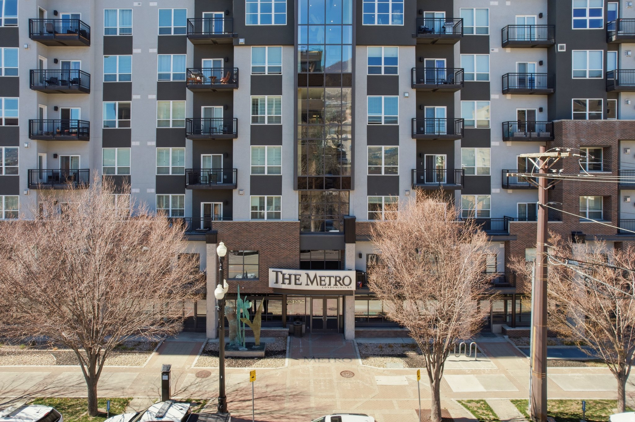 METRO CONDO - Residential