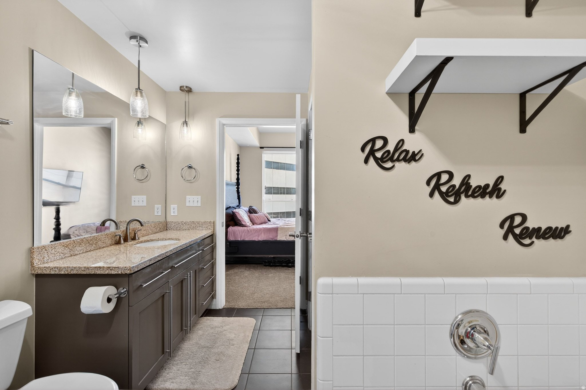 METRO CONDO - Residential