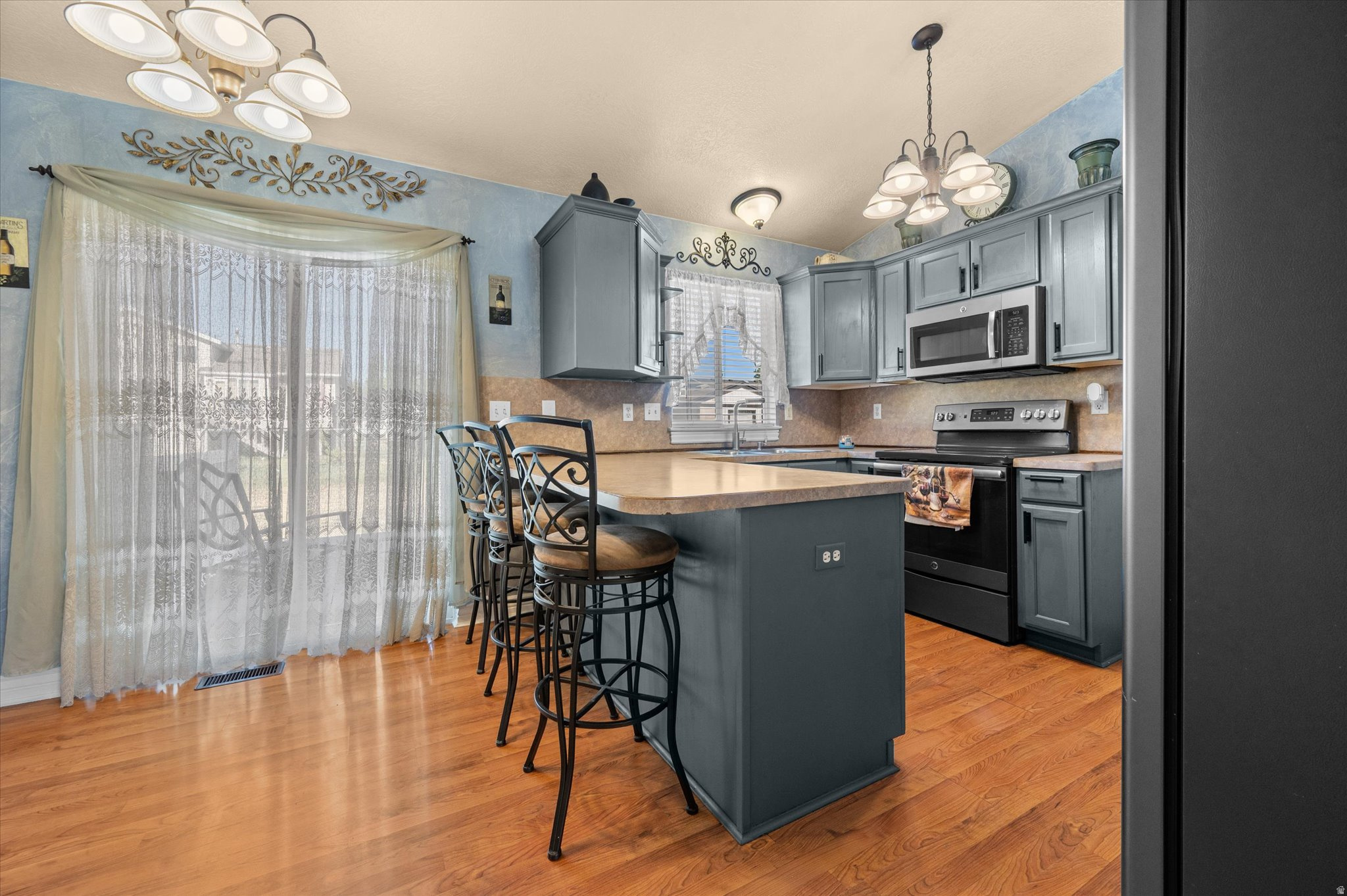 HAMBLIN PLACE - Residential