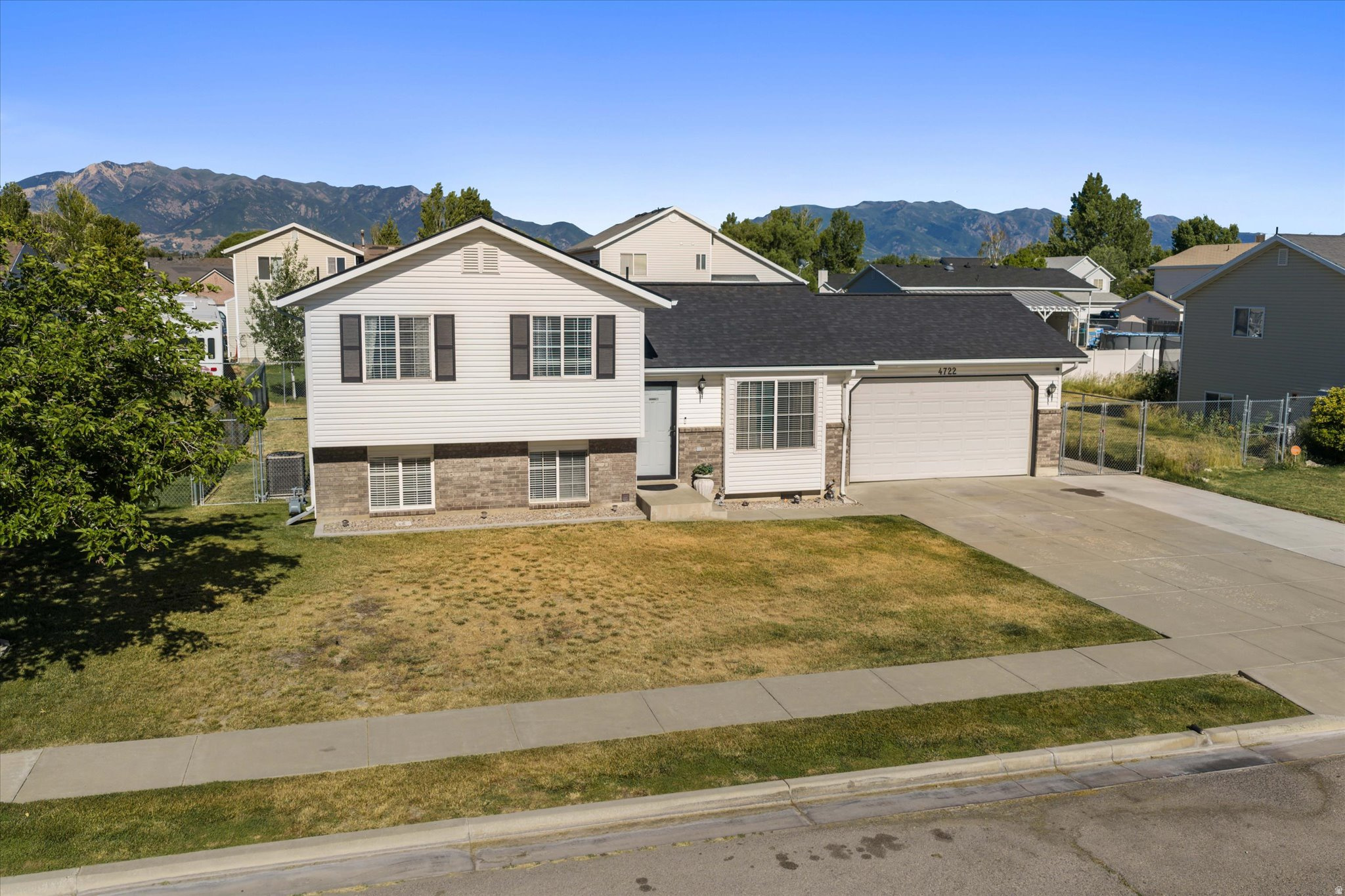 HAMBLIN PLACE - Residential