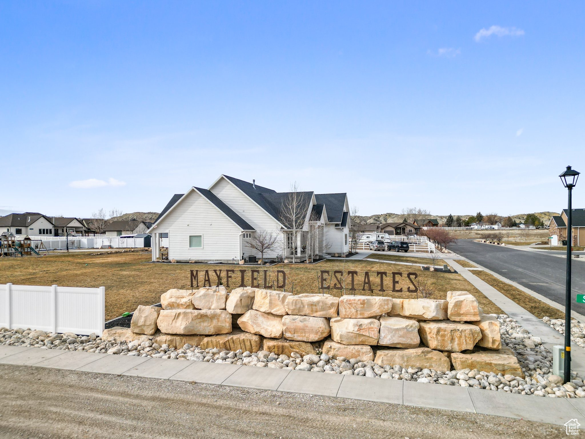 LOT # 24 MAYFIELD ESTATES PHASE 1V LLC - Land