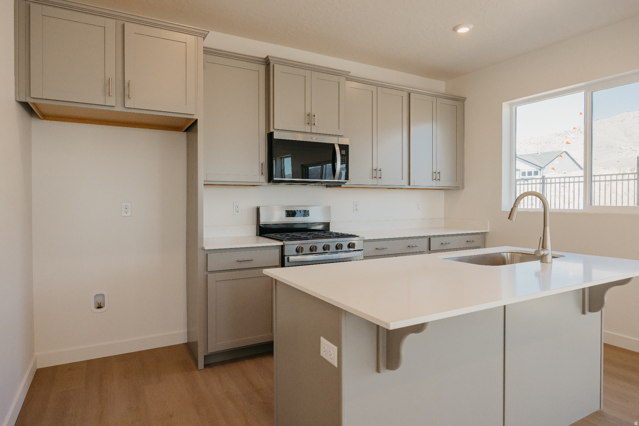 EAGLE HEIGHTS - Residential