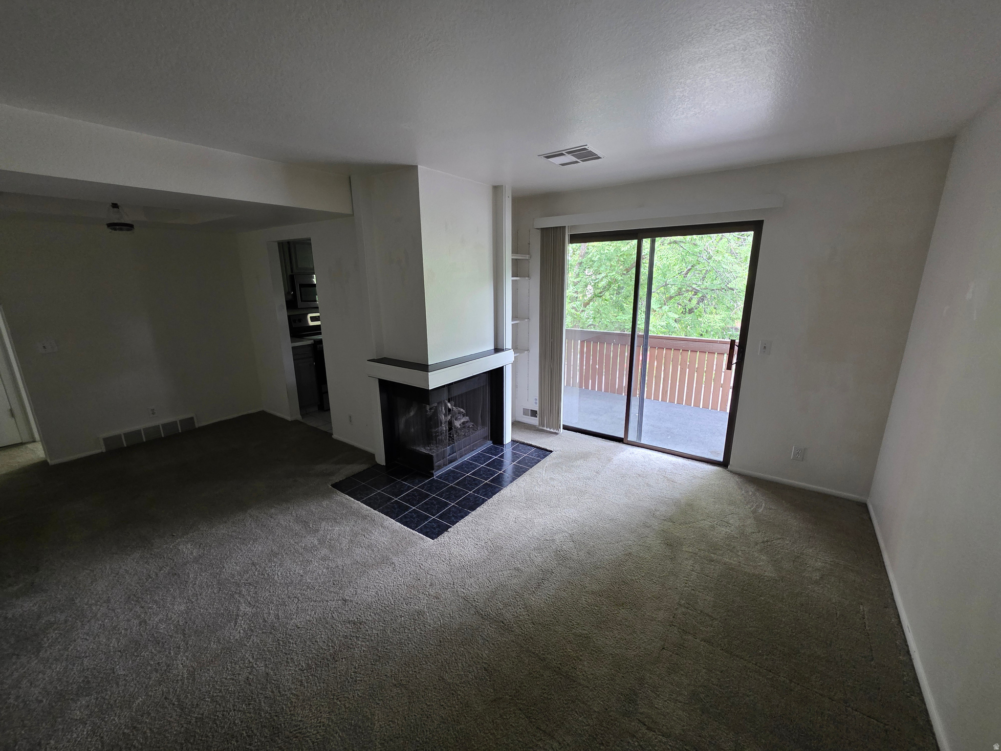 THE ORCHARD OF COUNTRYWOODS CONDOS - Residential