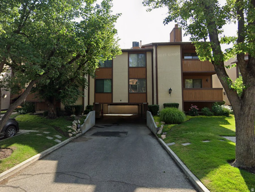 THE ORCHARD OF COUNTRYWOODS CONDOS - Residential