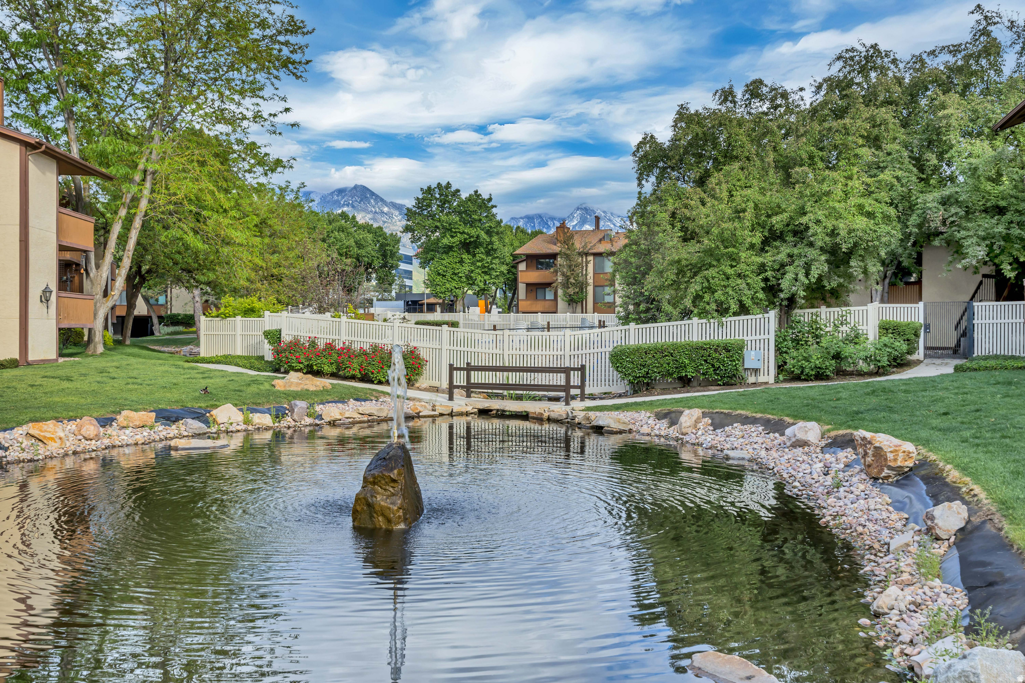 THE ORCHARD OF COUNTRYWOODS CONDOS - Residential