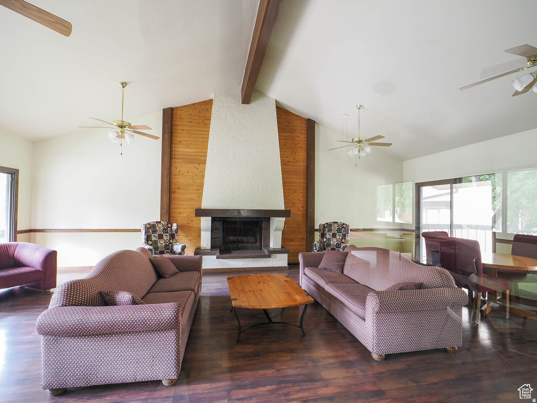 THE ORCHARD OF COUNTRYWOODS CONDOS - Residential