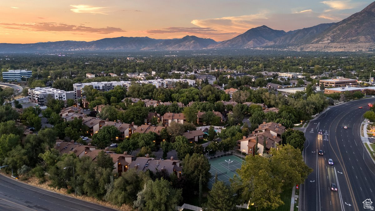 THE ORCHARD OF COUNTRYWOODS CONDOS - Residential