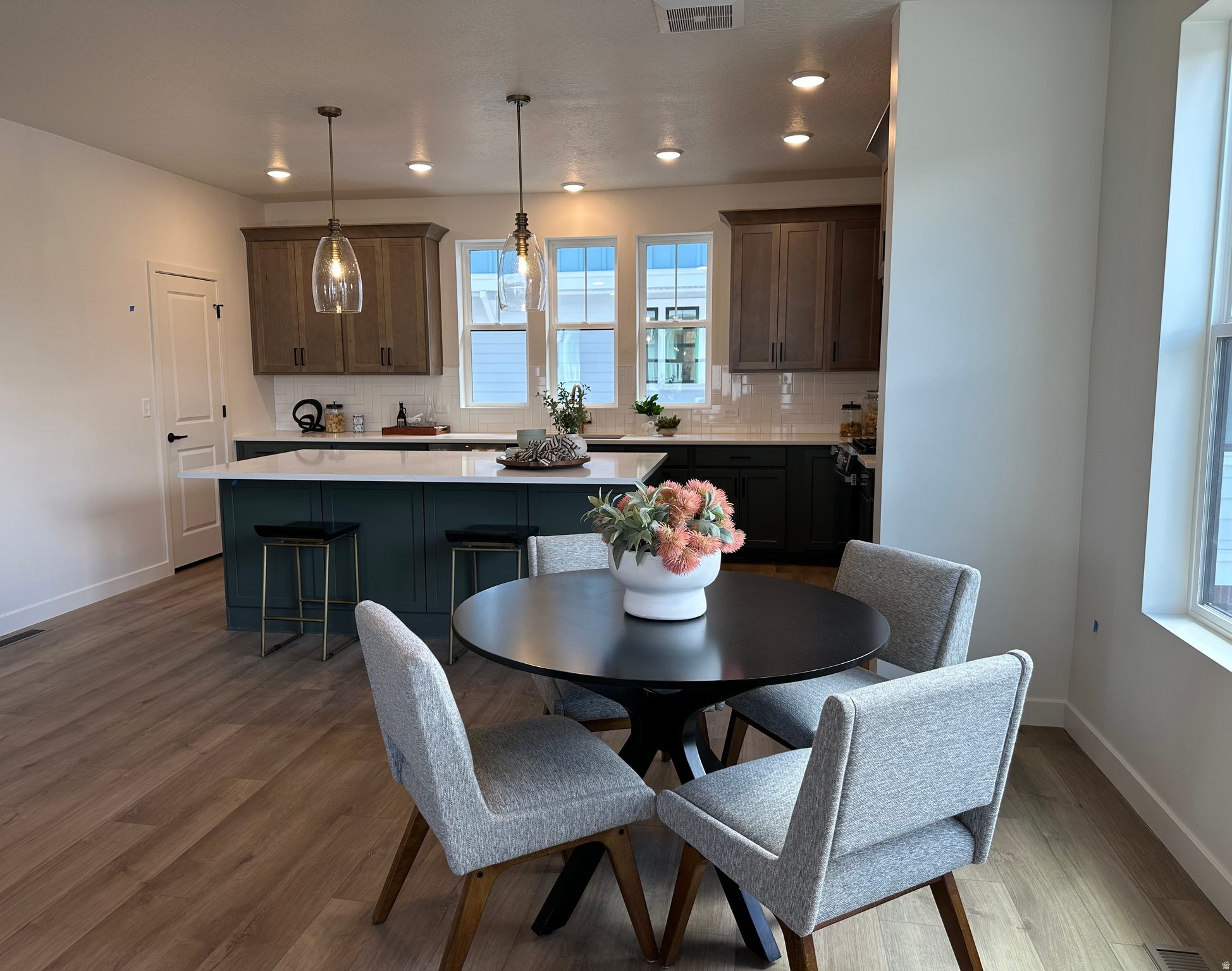 DAYBREAK - Residential