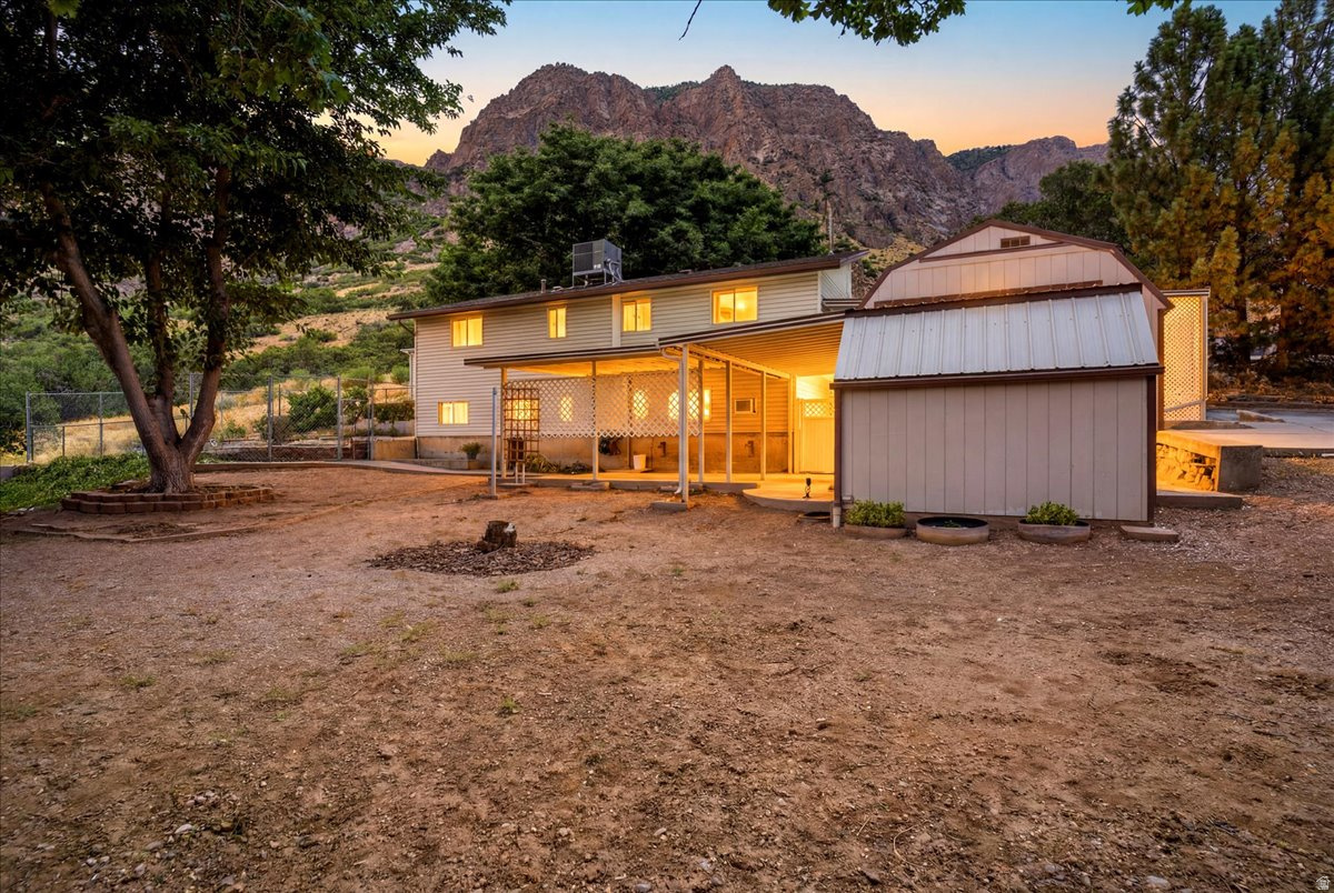 EAST RIDGE - Residential
