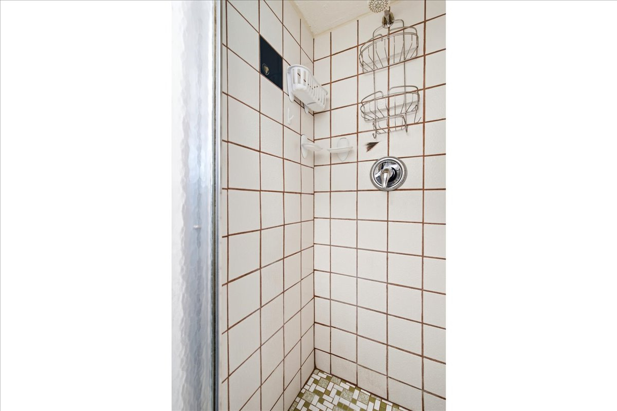EAST RIDGE - Residential