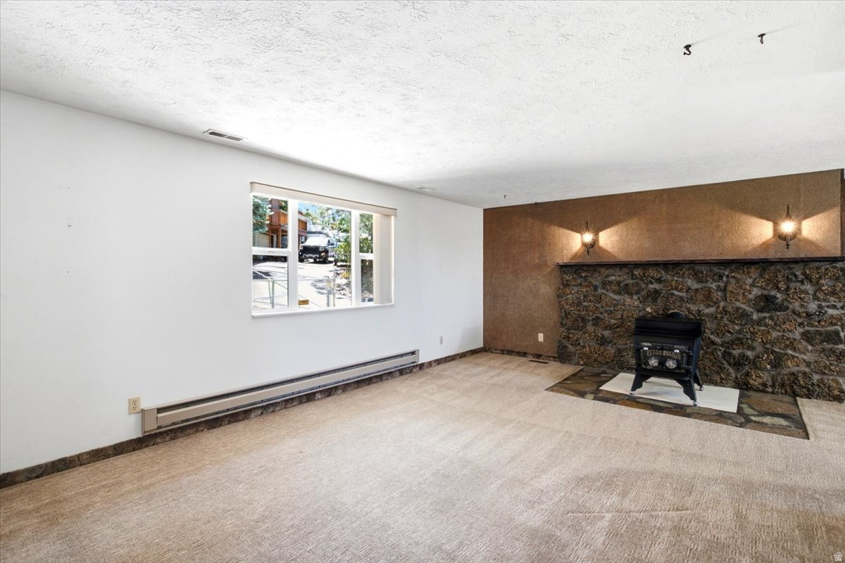 EAST RIDGE - Residential