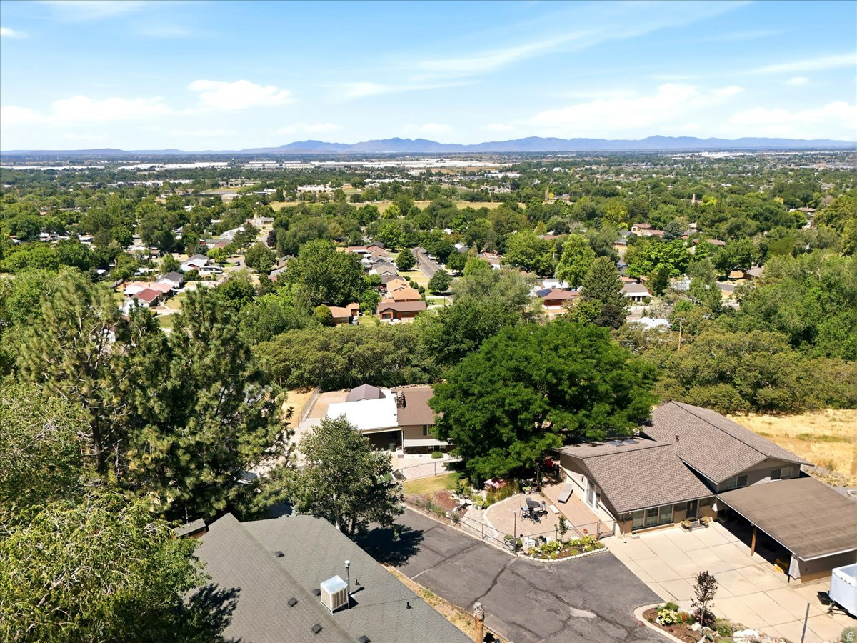 EAST RIDGE - Residential