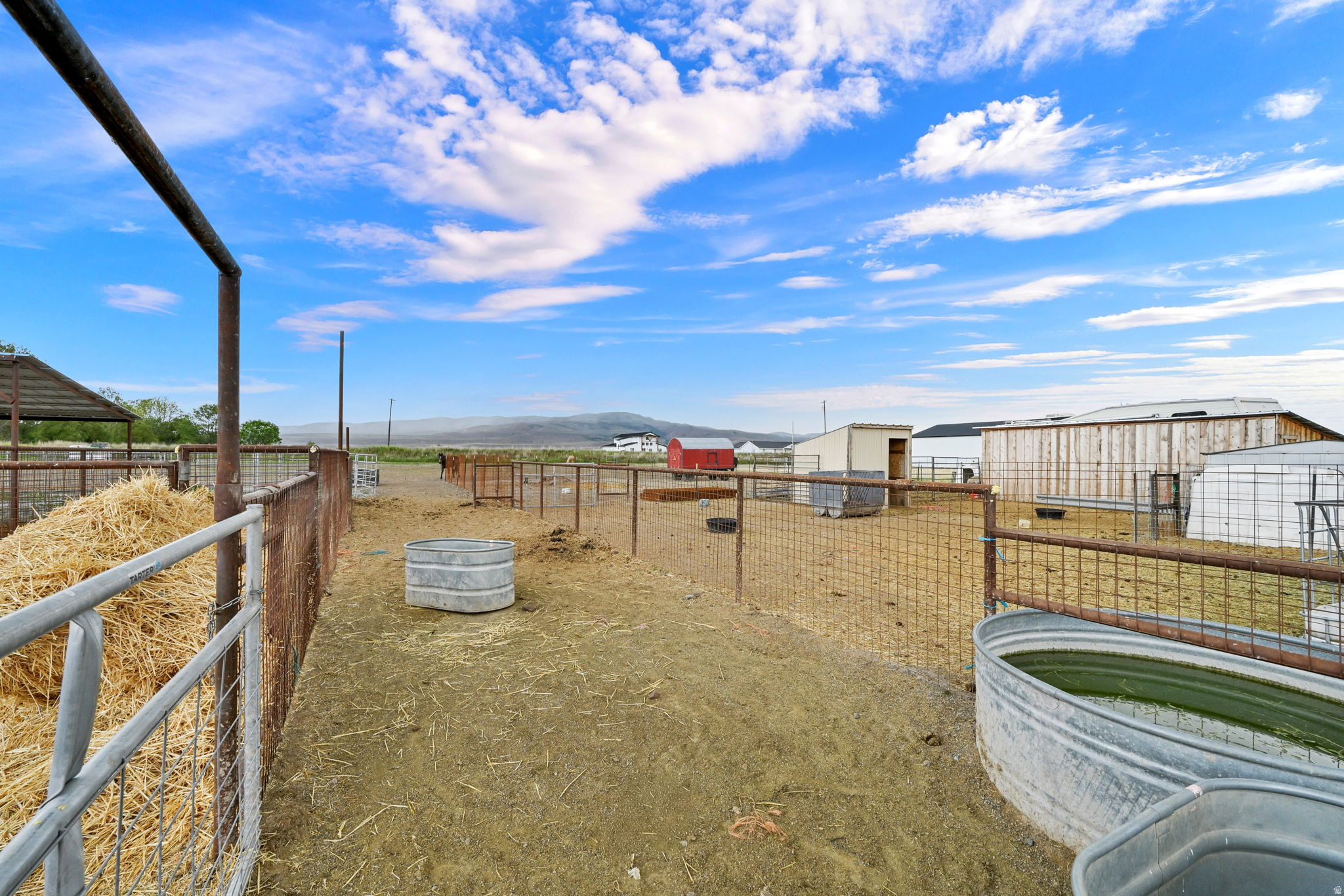 BROOKSIDE RANCHES - Residential
