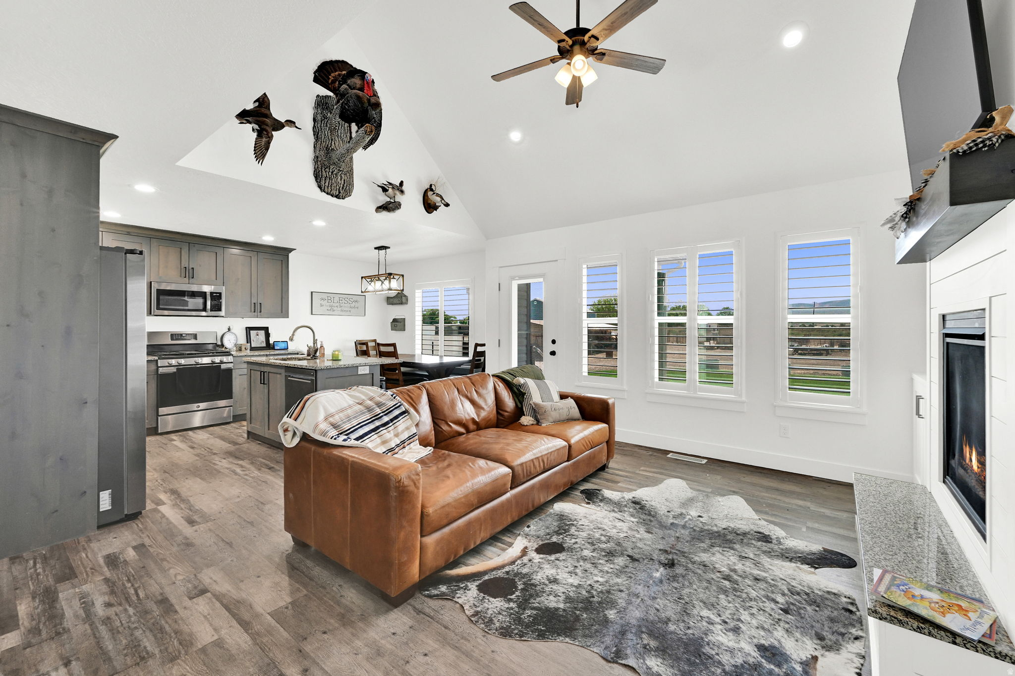 BROOKSIDE RANCHES - Residential