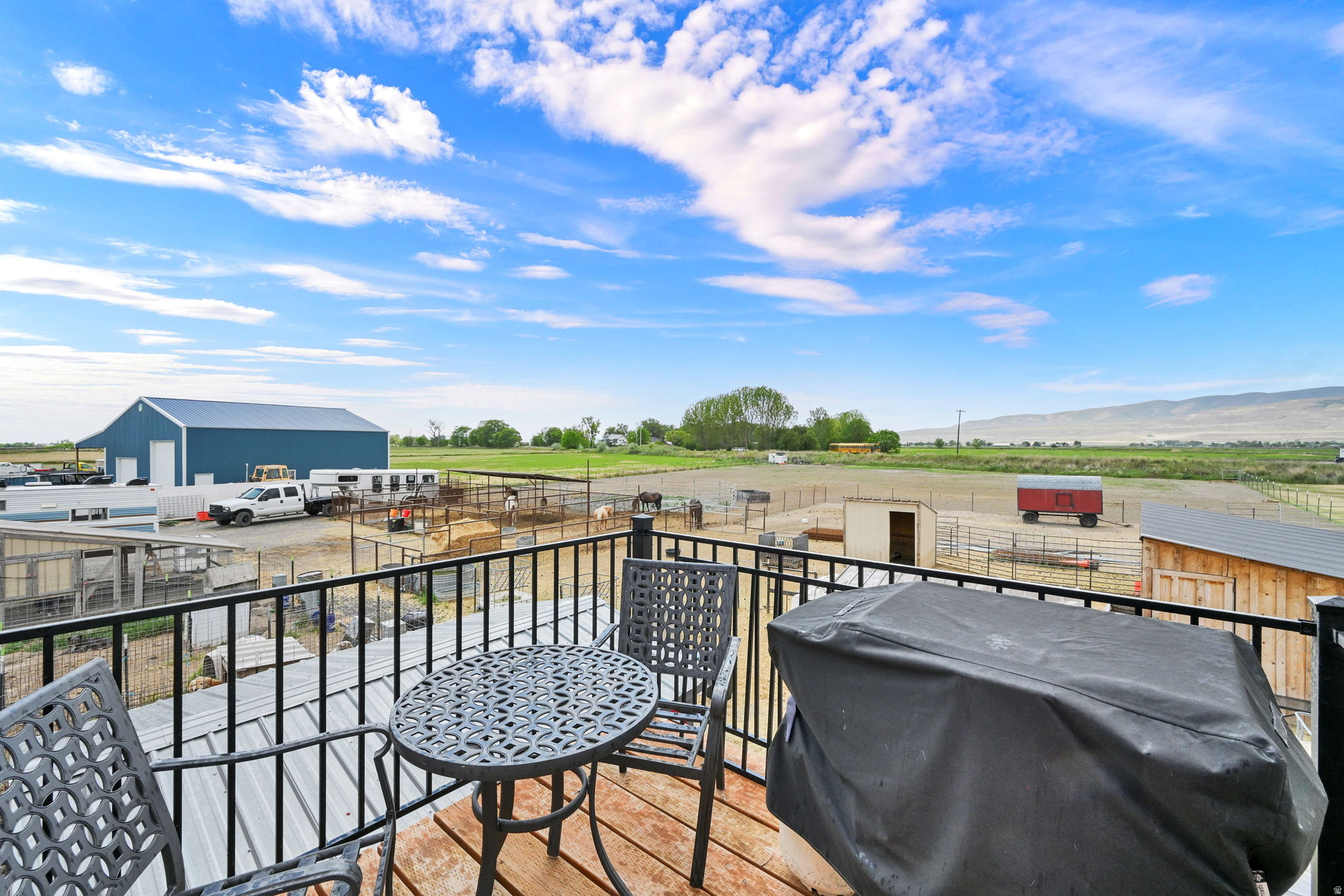 BROOKSIDE RANCHES - Residential