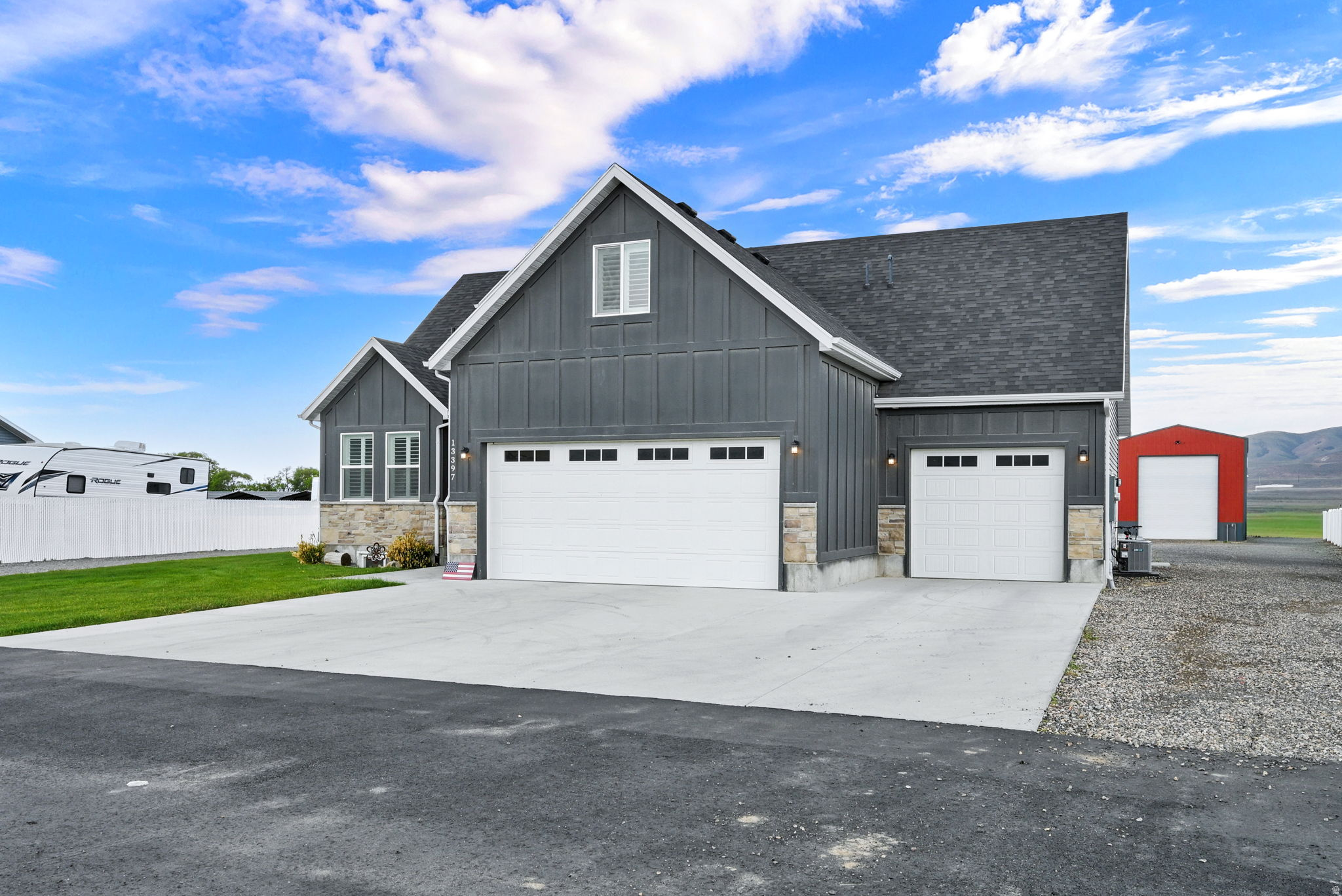 BROOKSIDE RANCHES - Residential