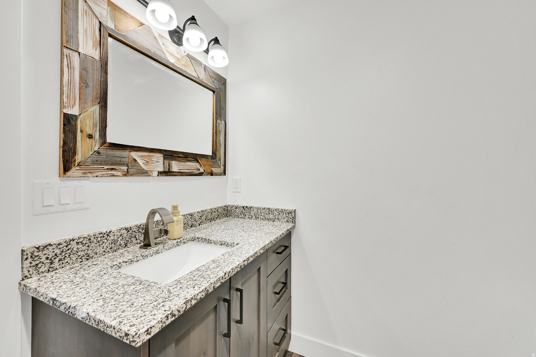BROOKSIDE RANCHES - Residential