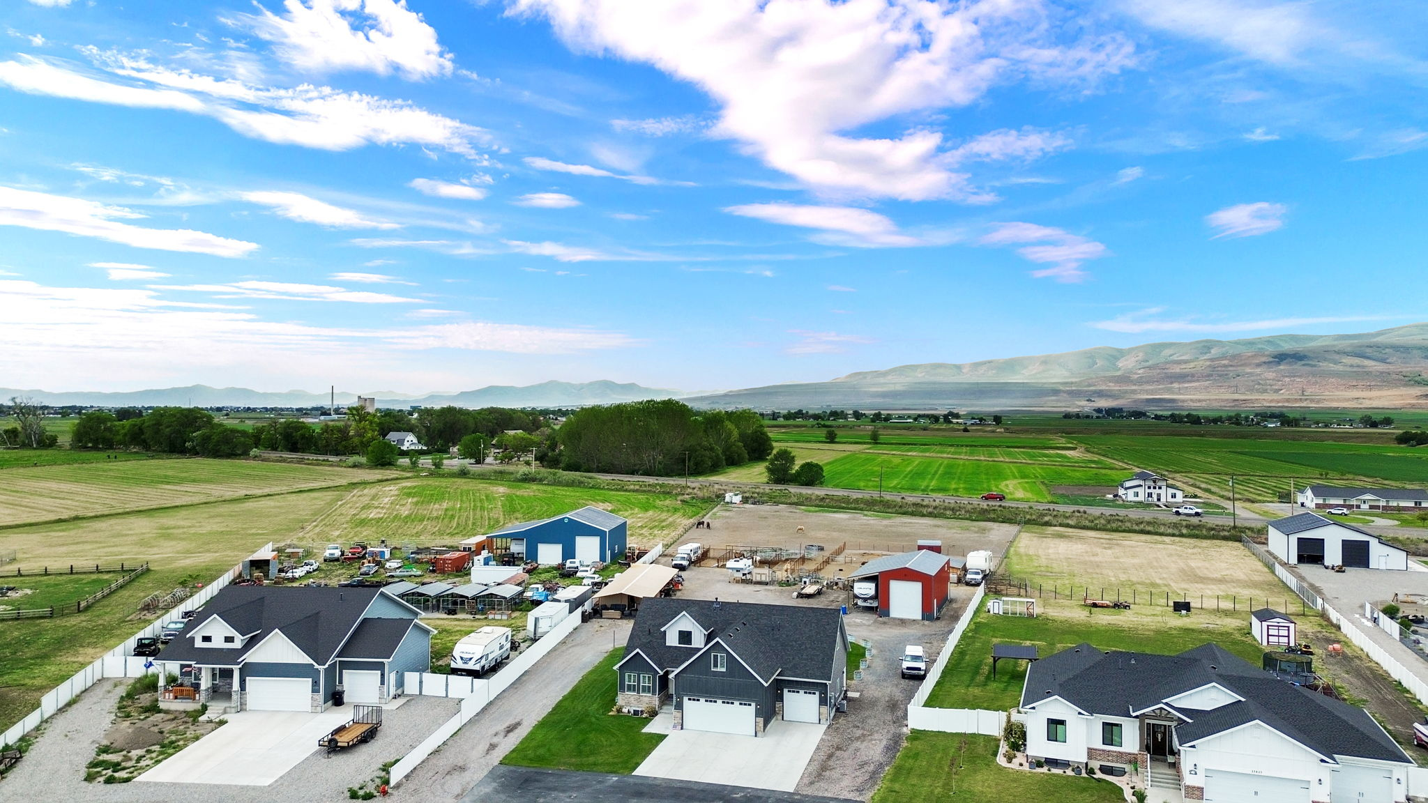 BROOKSIDE RANCHES - Residential