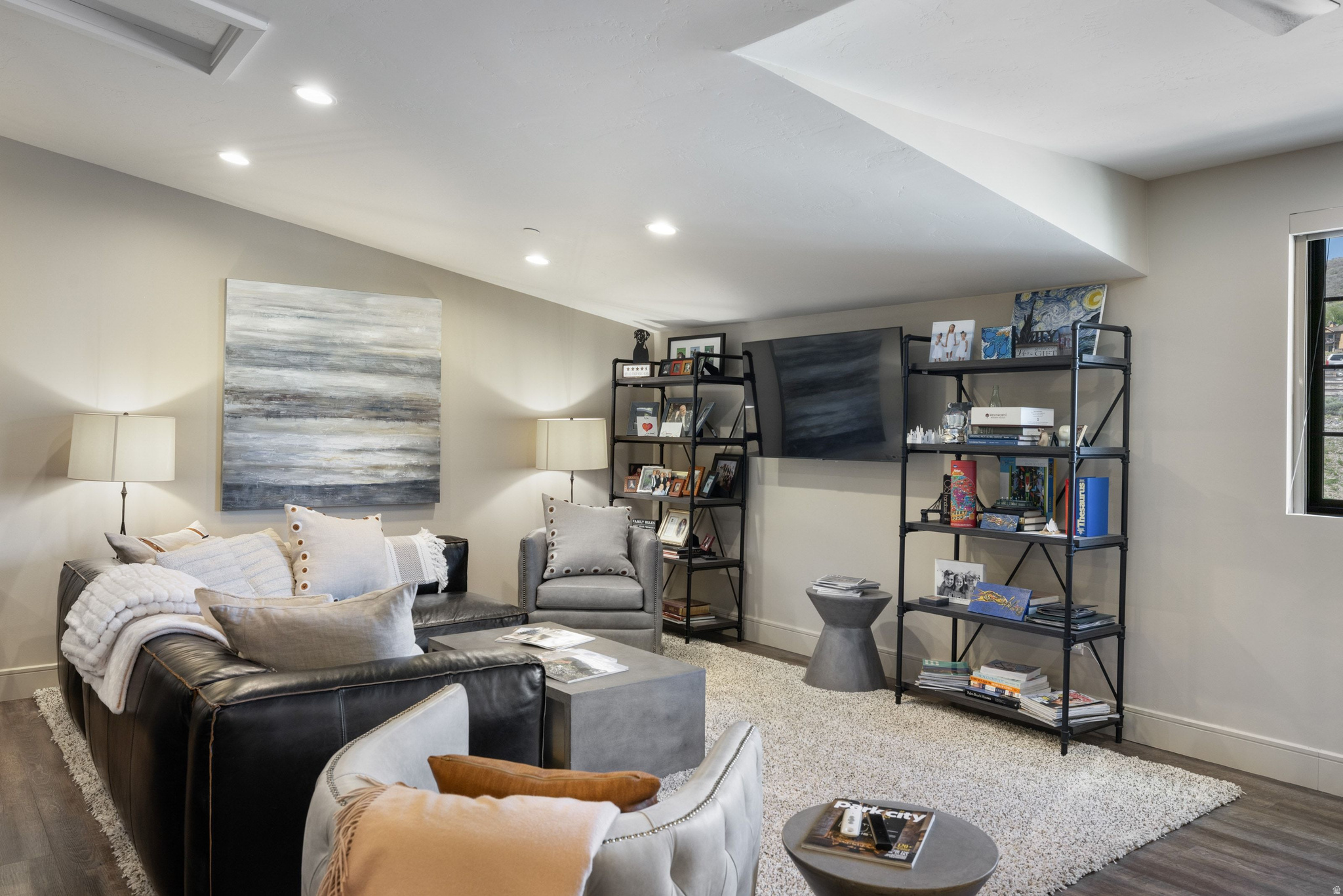 PARK EAST I - Residential