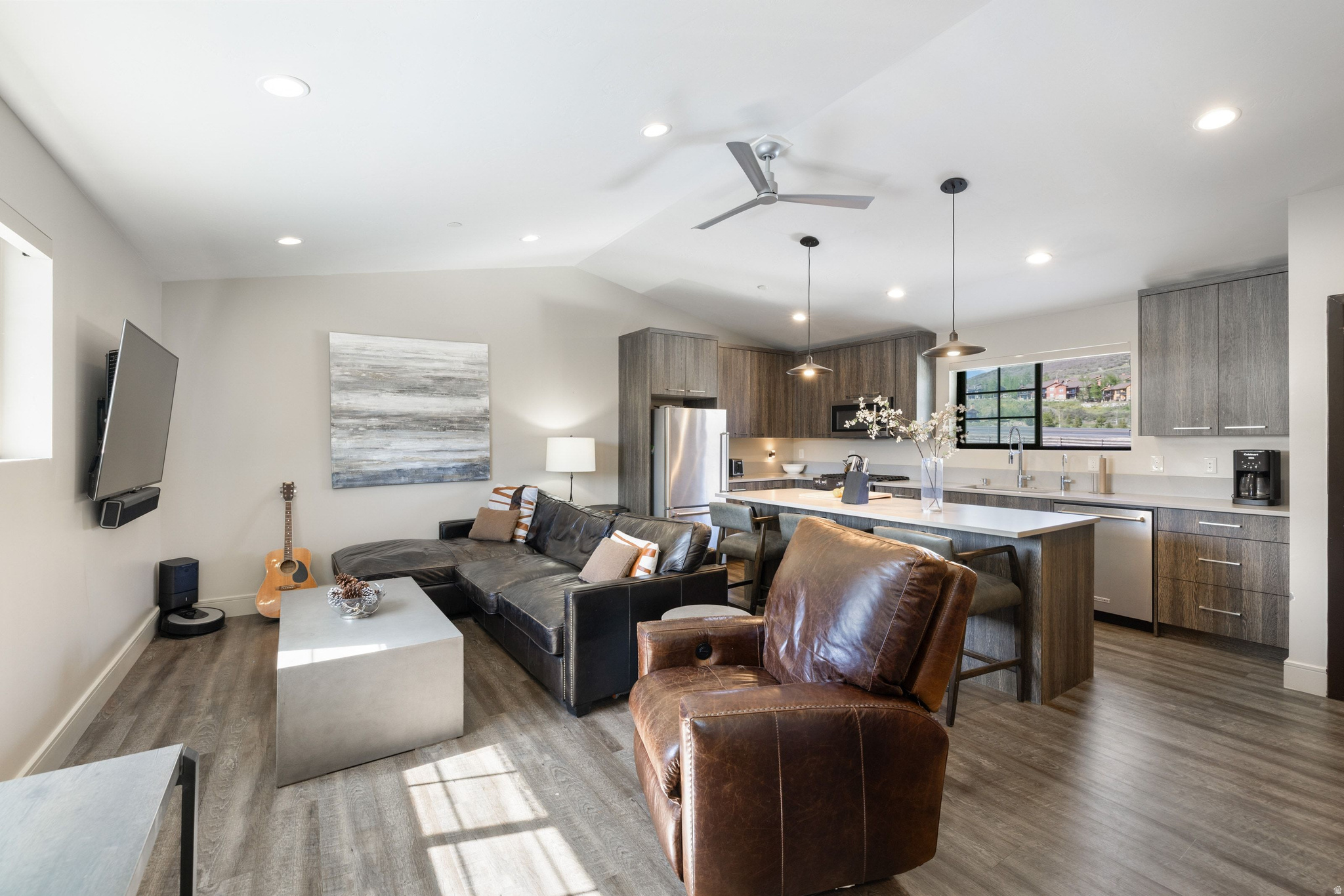 PARK EAST I - Residential