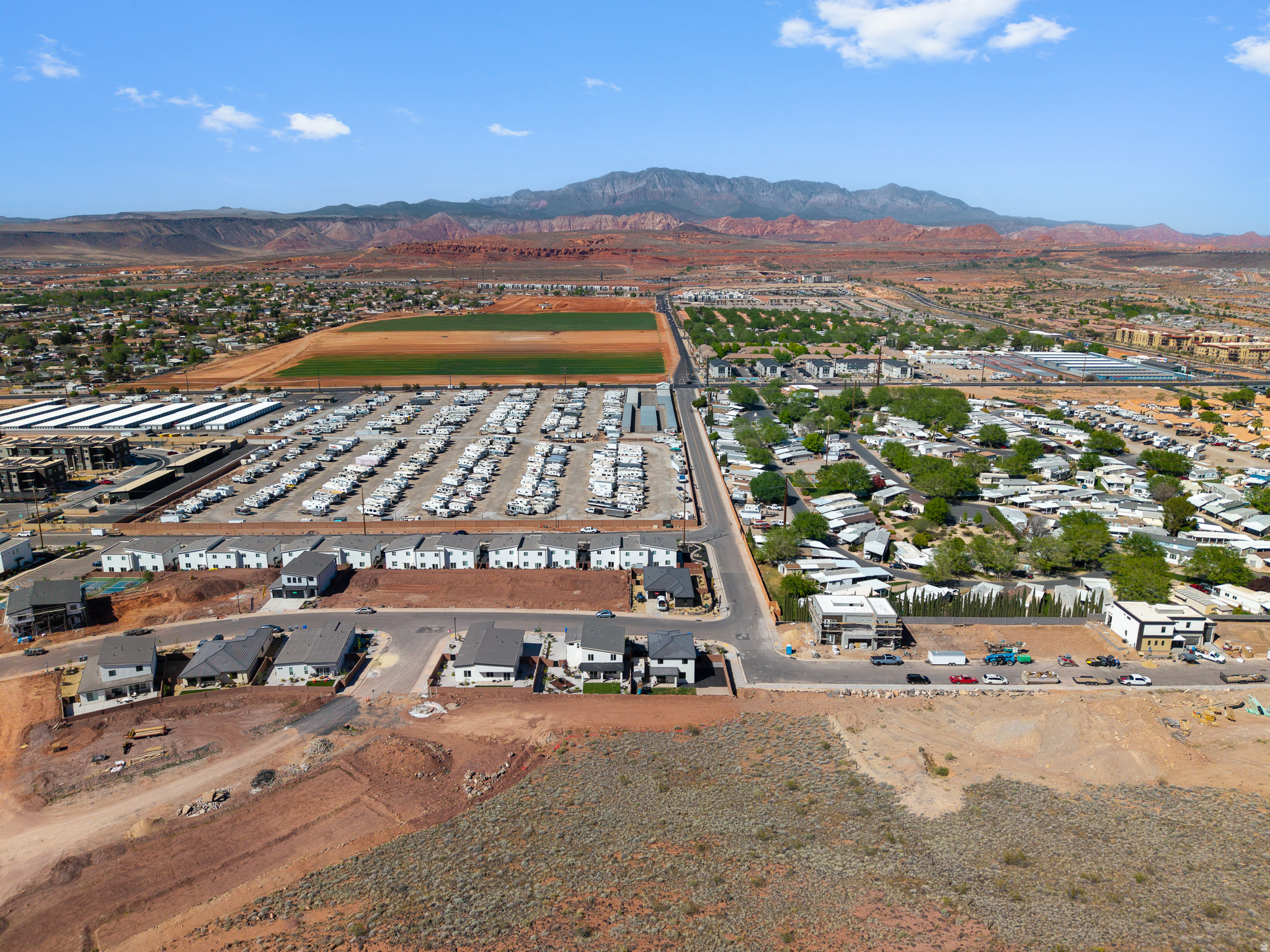 DESERT RIDGE ESTATES 1A - Residential