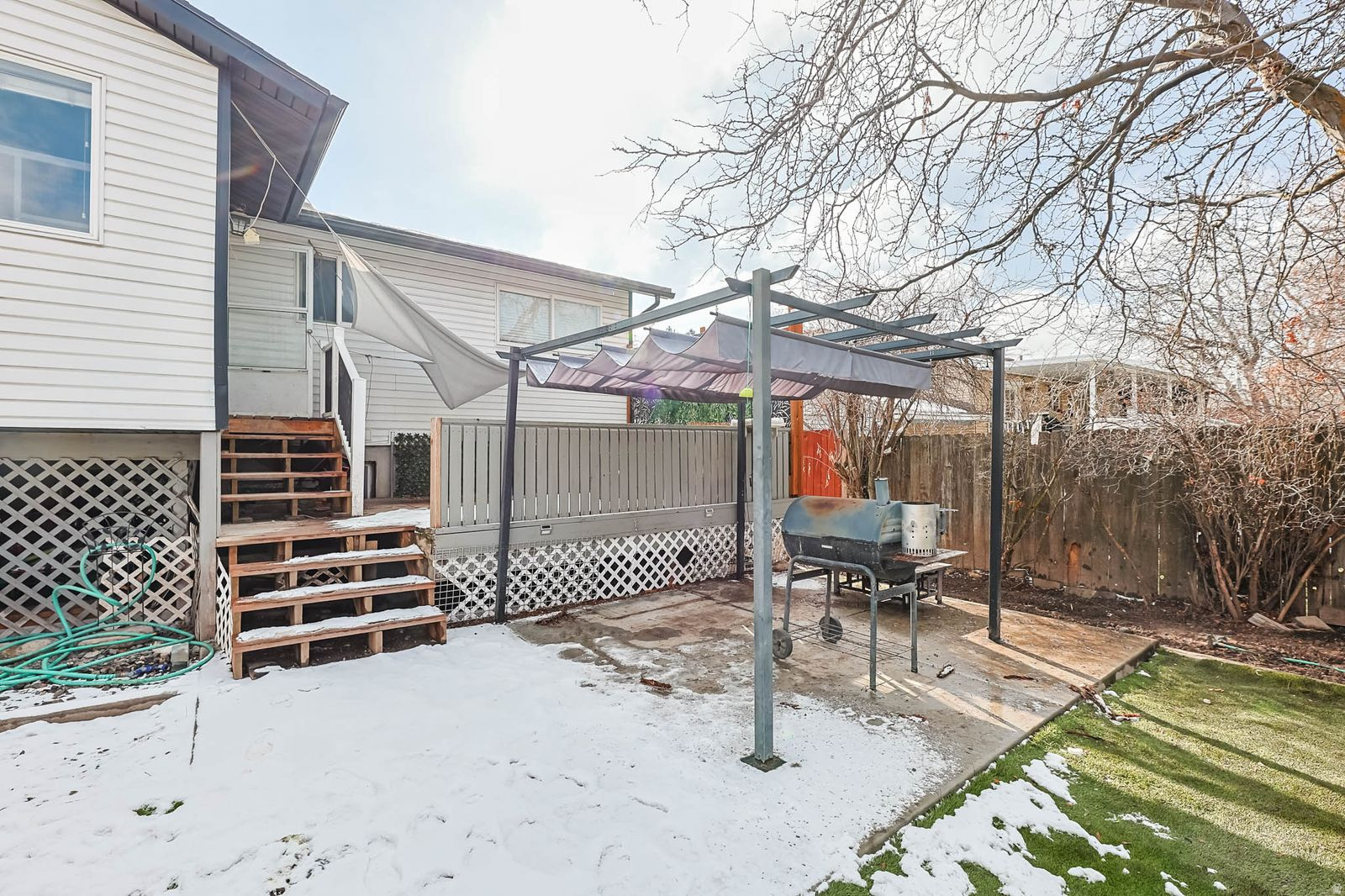 GREEN ACRES - Residential