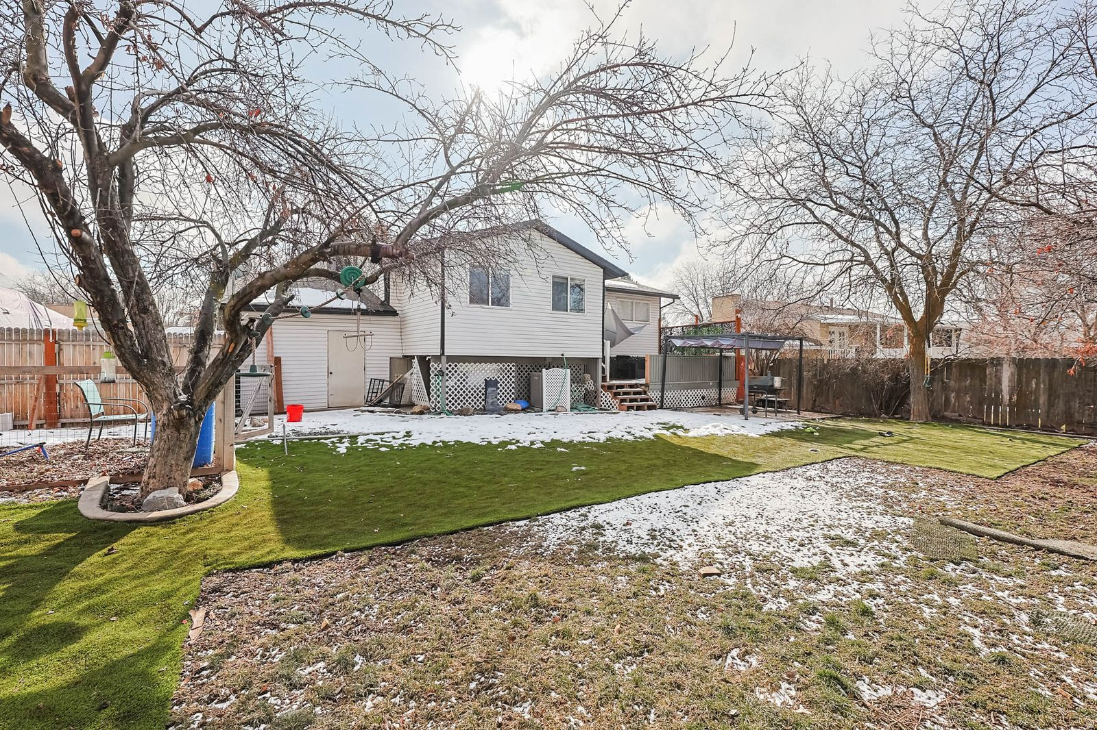 GREEN ACRES - Residential