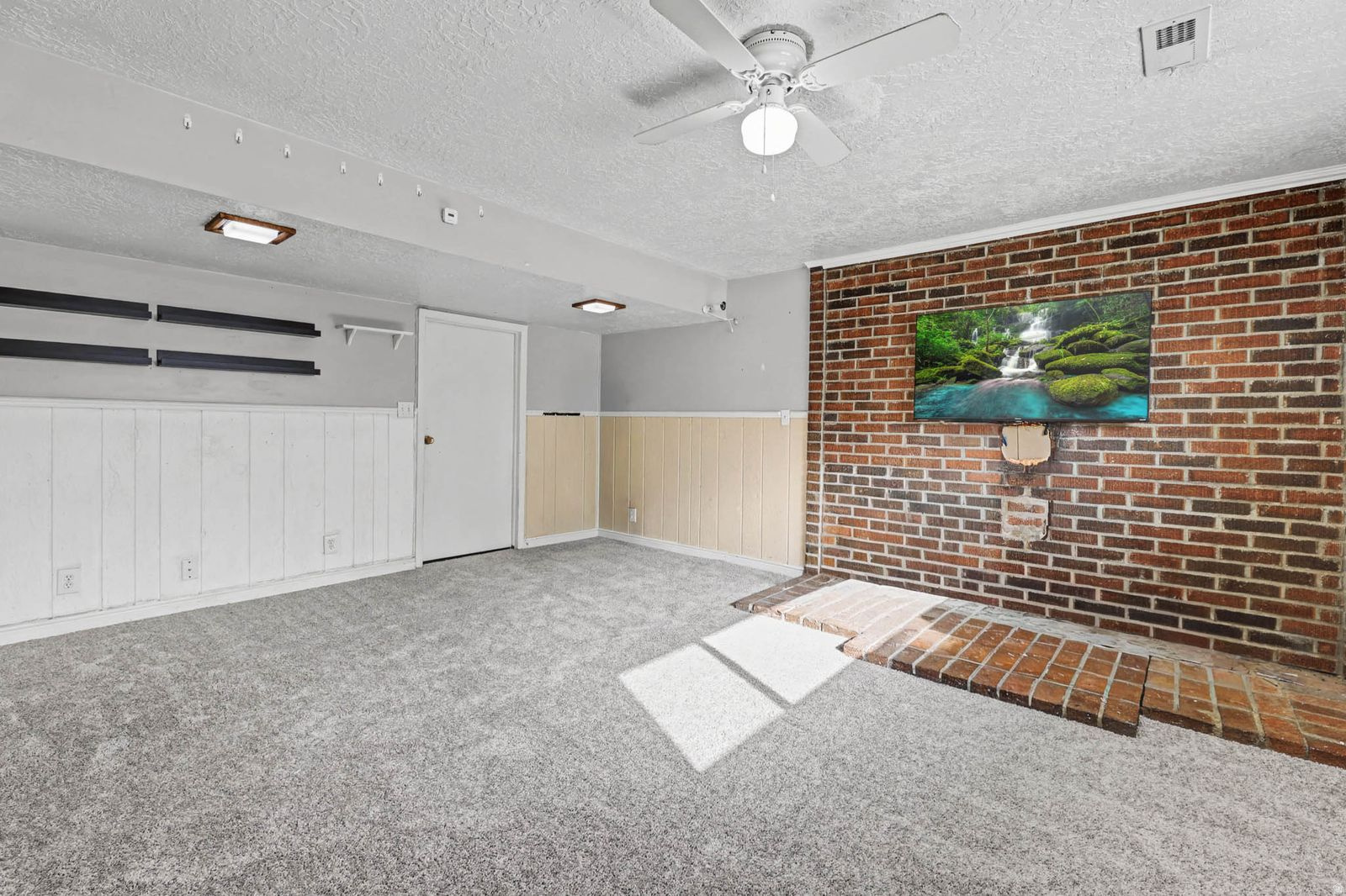 GREEN ACRES - Residential