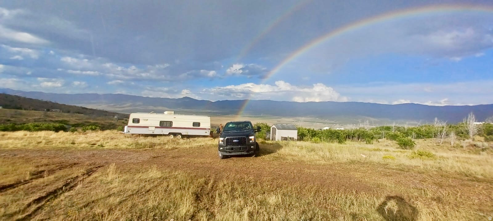 Beautiful property for sale, a short distance from Spanish Fork Canyon. Water and a septic tank are already there. These are two lots being sold together Lot #3 with 1.07 acres Tax Id R018902 and Lot #4 with 1.08 acres tax Id R018904 ,Beautiful mountain views, perfect for getting out and enjoying nature.
