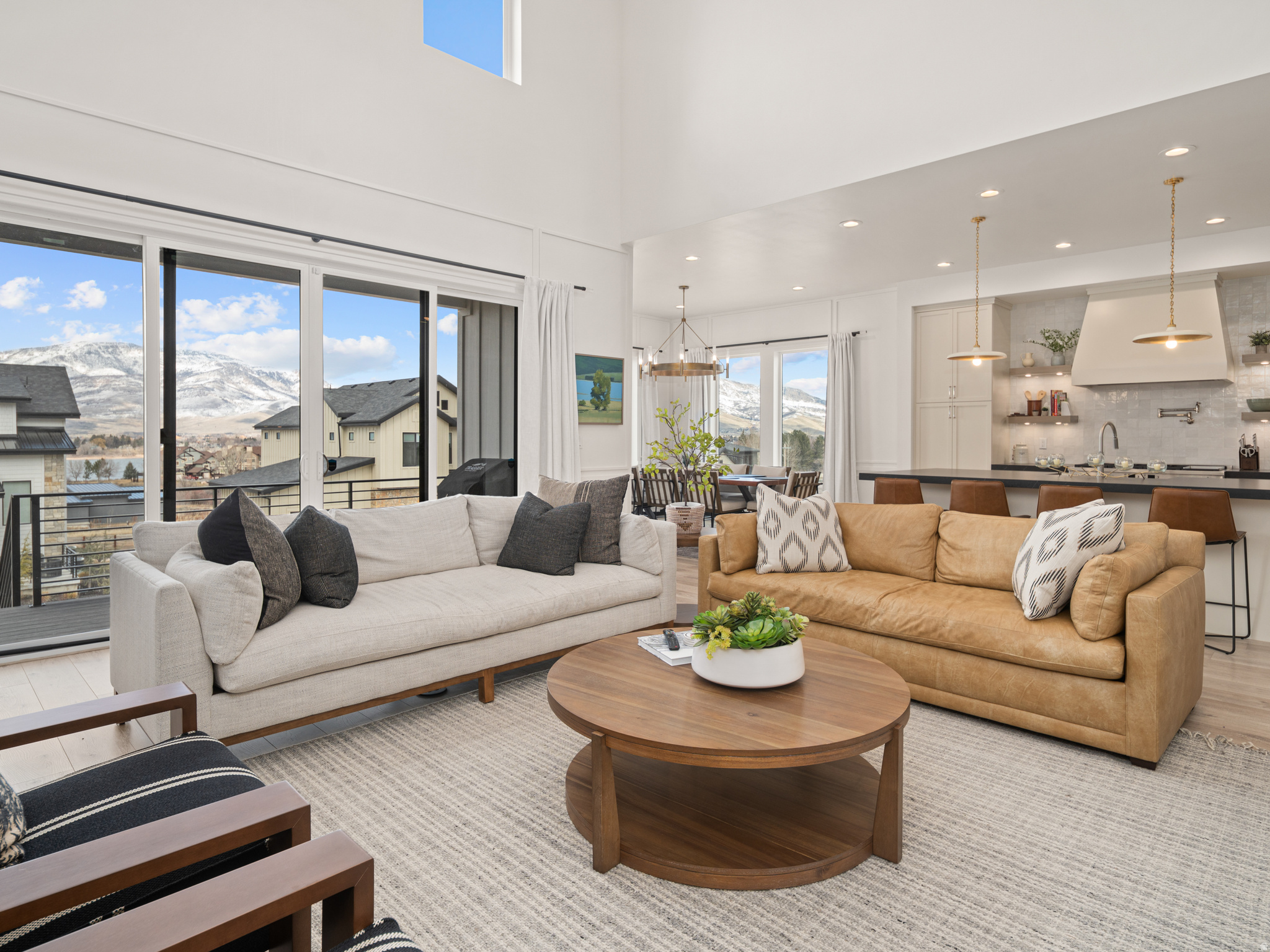 THE BASIN - Residential