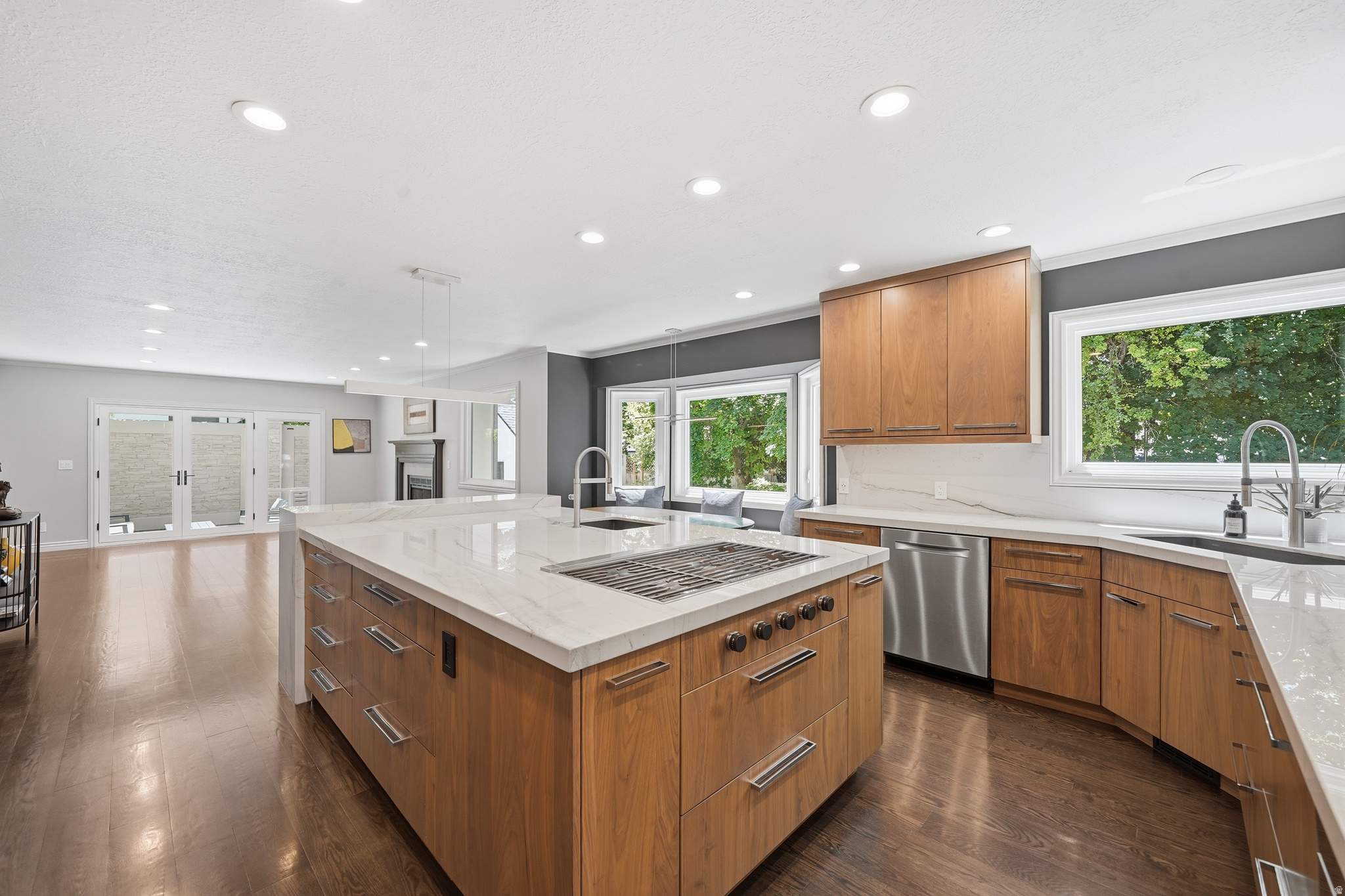 BRIARWOOD HILLS - Residential