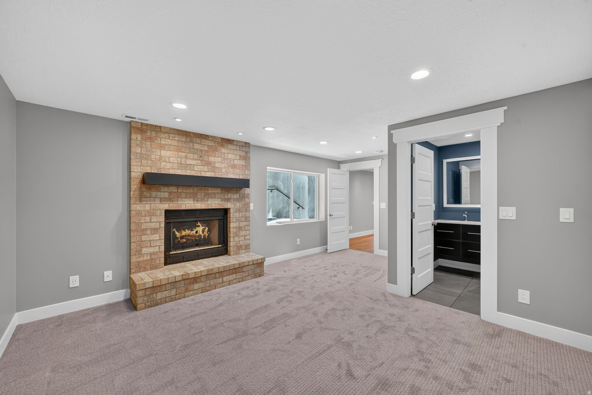BRIARWOOD HILLS - Residential