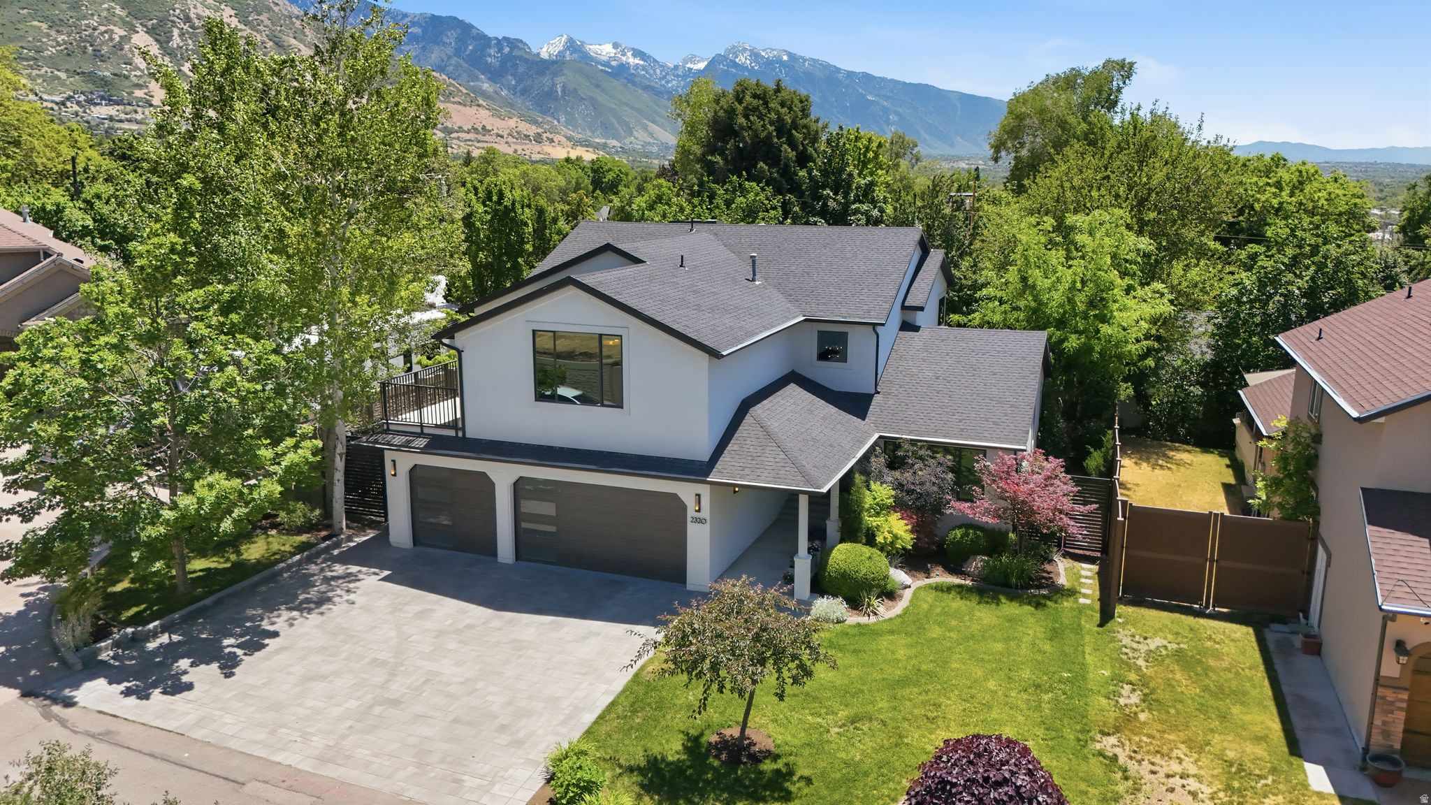 BRIARWOOD HILLS - Residential