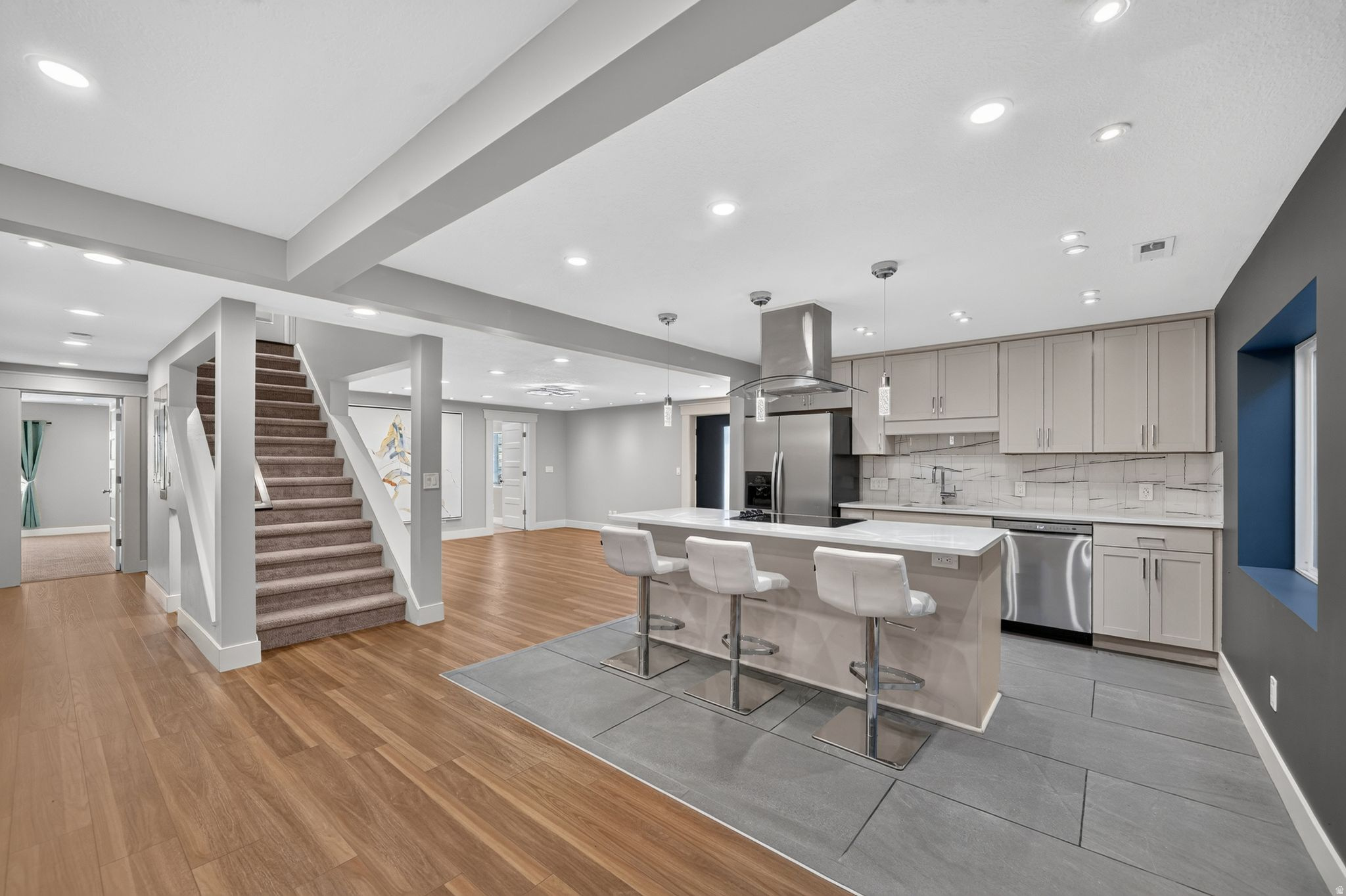 BRIARWOOD HILLS - Residential