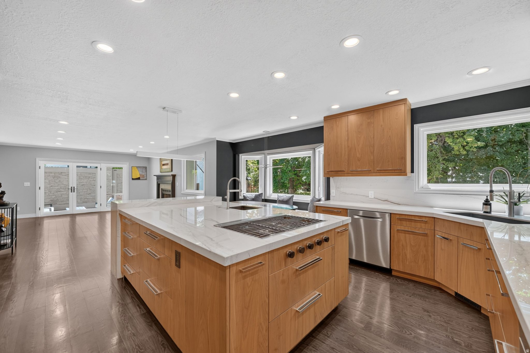 BRIARWOOD HILLS - Residential
