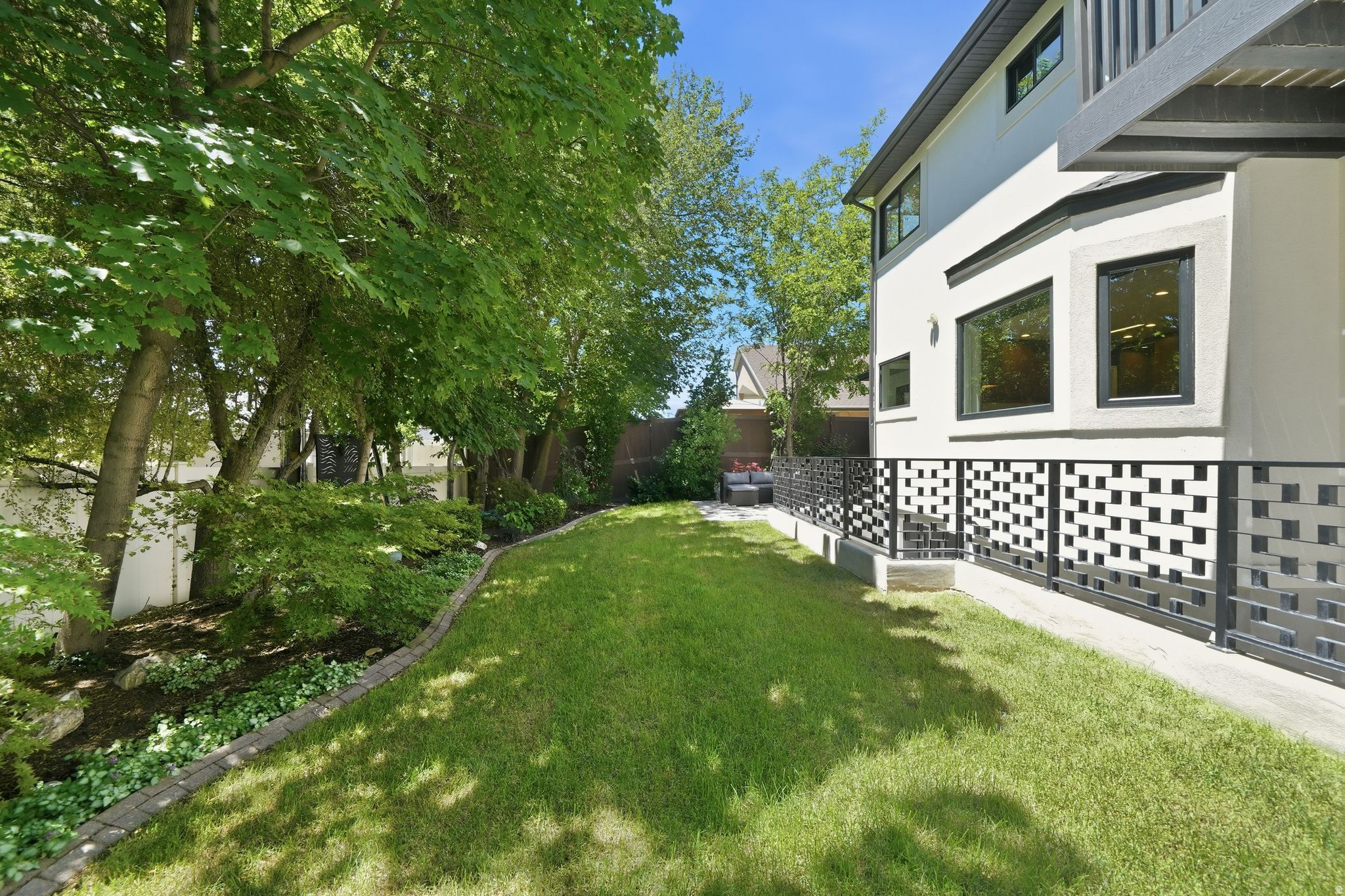 BRIARWOOD HILLS - Residential