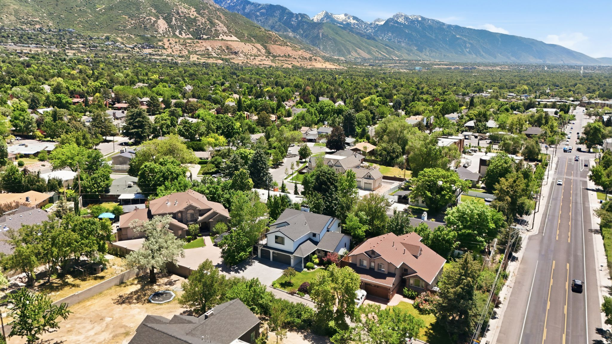 BRIARWOOD HILLS - Residential